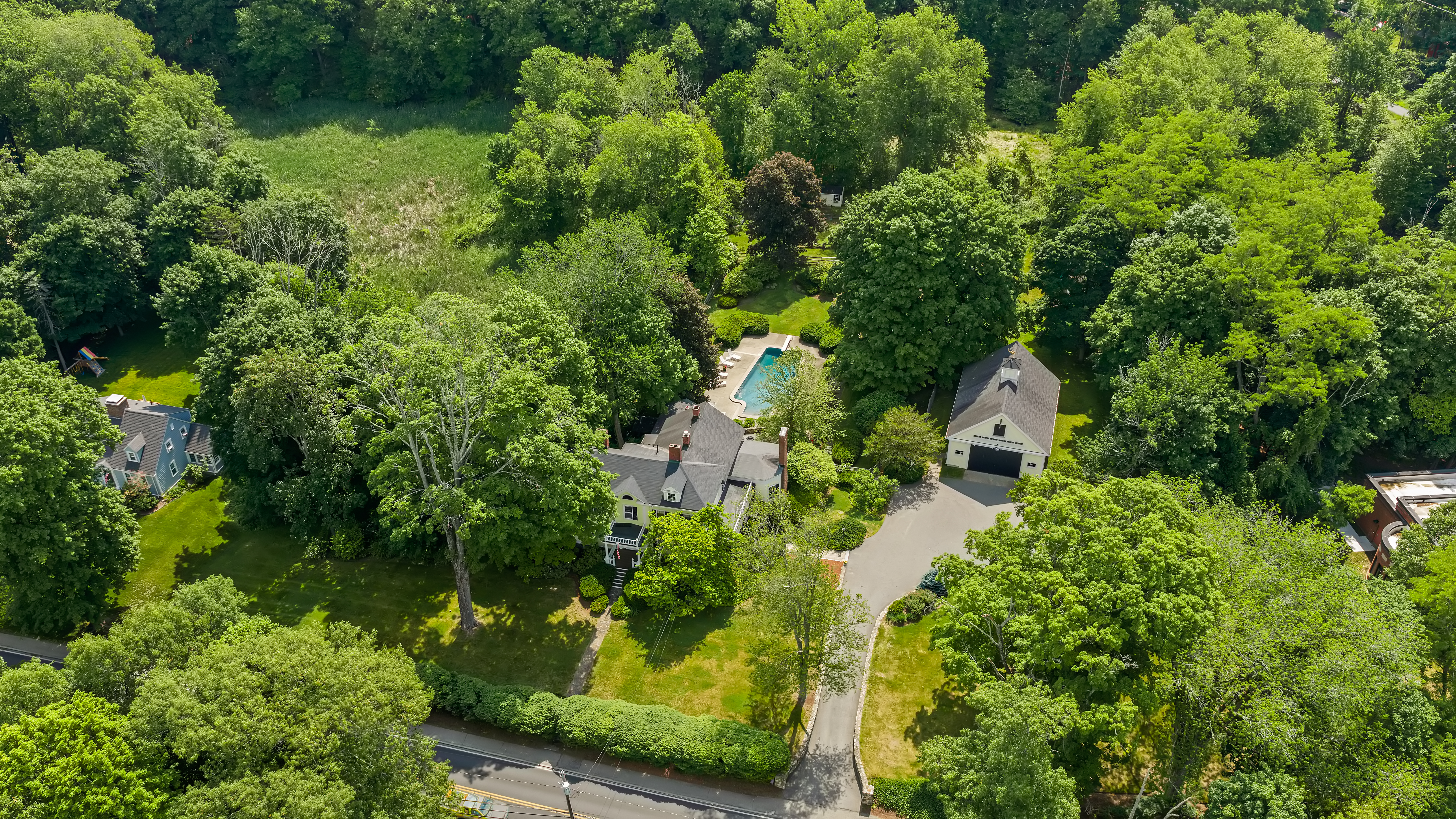  11 Concord Road, Wayland, MA, 01778 - 物件實景