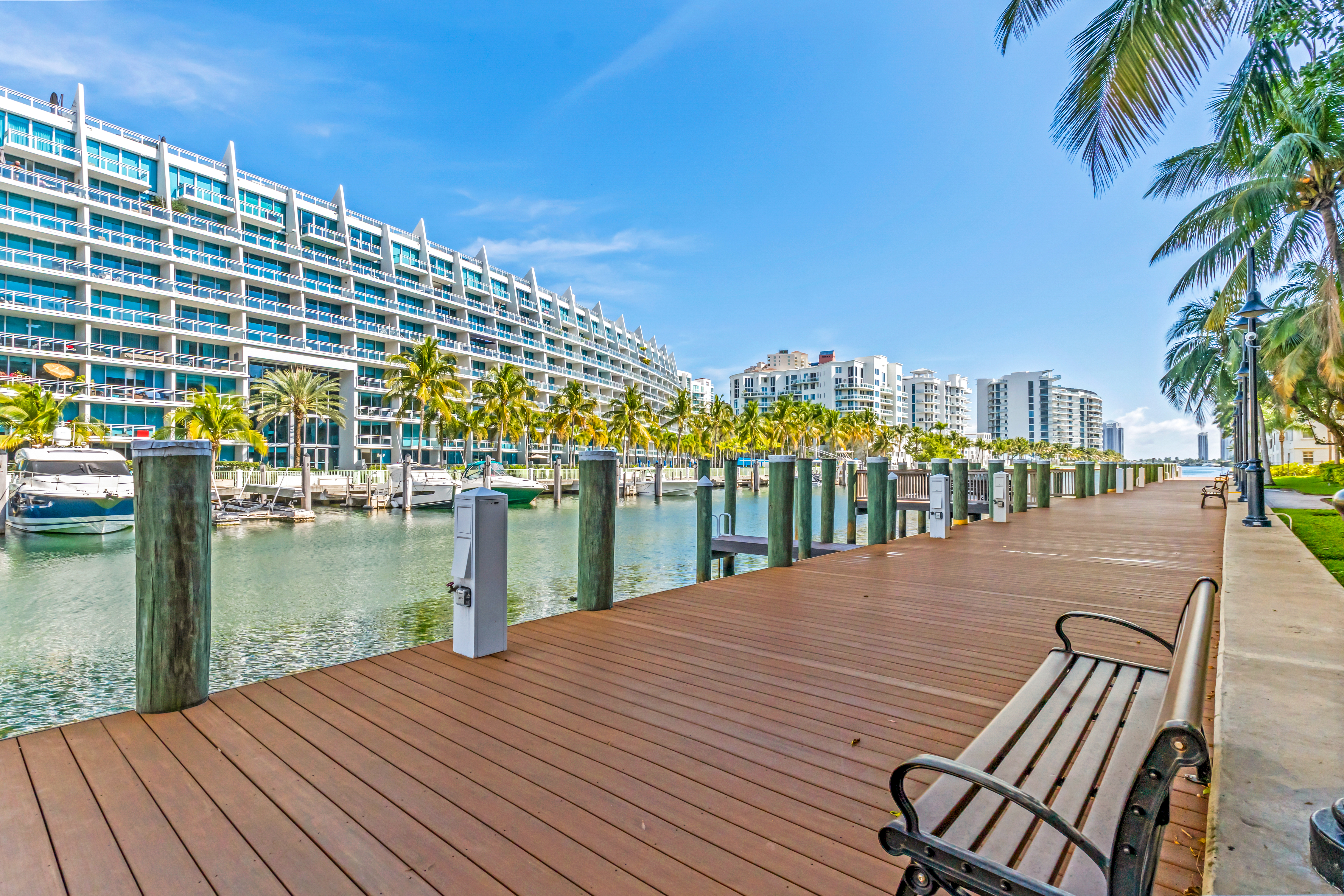  3001 NE 185th St, Aventura, FL, 33180 - 物件實景