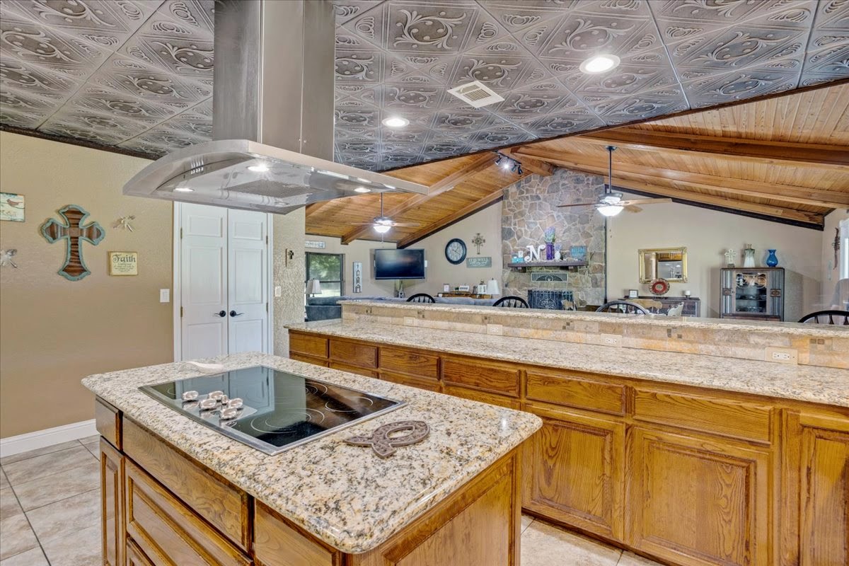 Savoy, Texas, 75479, United States, 3 Bedrooms Bedrooms, ,2 BathroomsBathrooms,Residential,For Sale,1979874