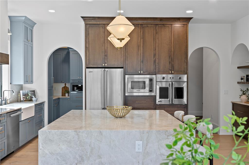 Tampa, Florida, 33629, United States, 5 Bedrooms Bedrooms, ,5 BathroomsBathrooms,Residential,For Sale,1837490