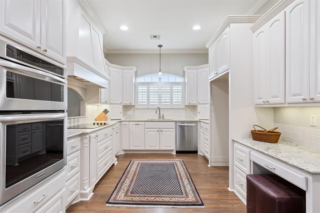 Woodway, Texas, 76712, United States, 3 Bedrooms Bedrooms, ,3 BathroomsBathrooms,Residential,For Sale,1927534