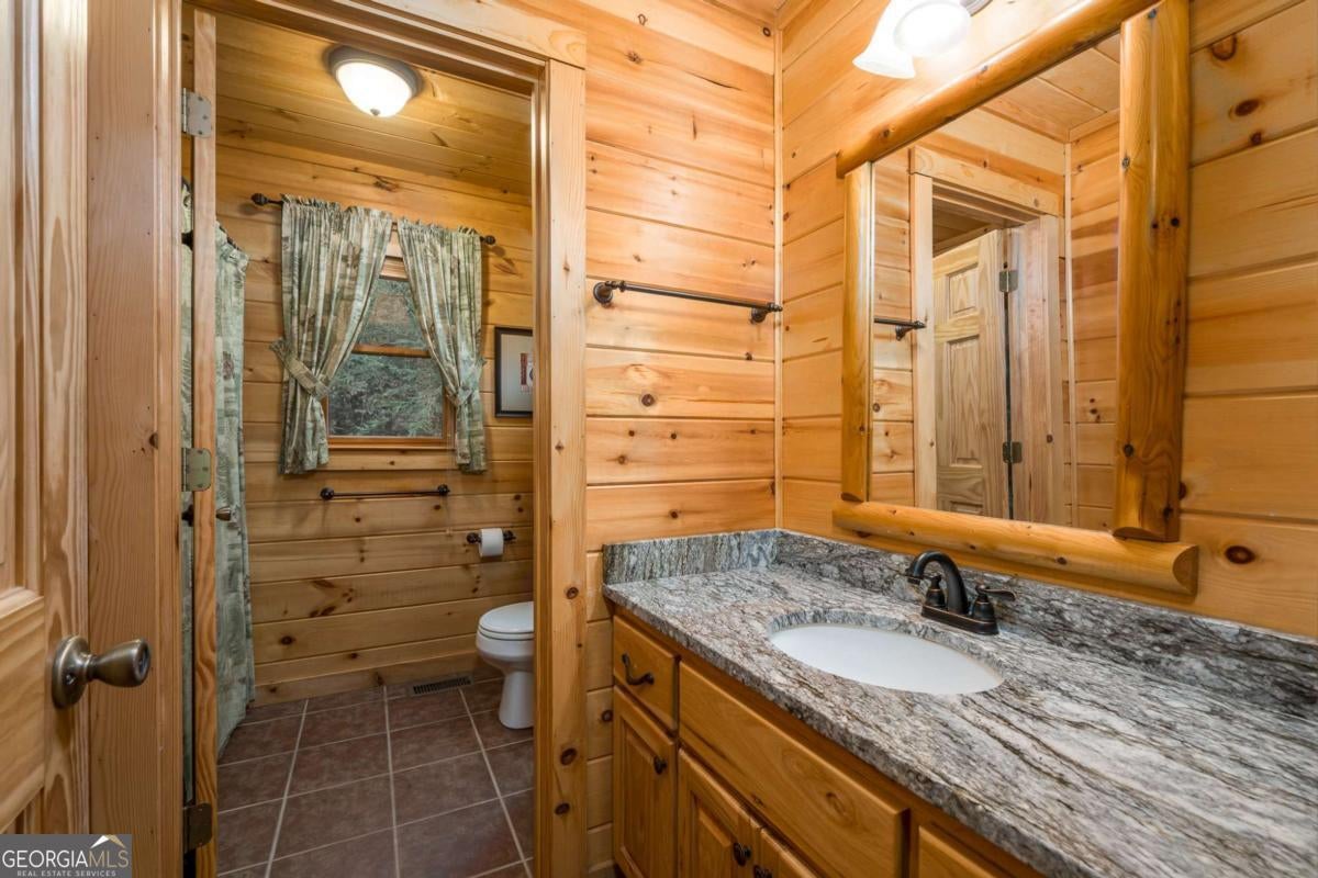 Ellijay, Georgia, 30540, United States, 3 Bedrooms Bedrooms, ,2 BathroomsBathrooms,Residential,For Sale,1972066