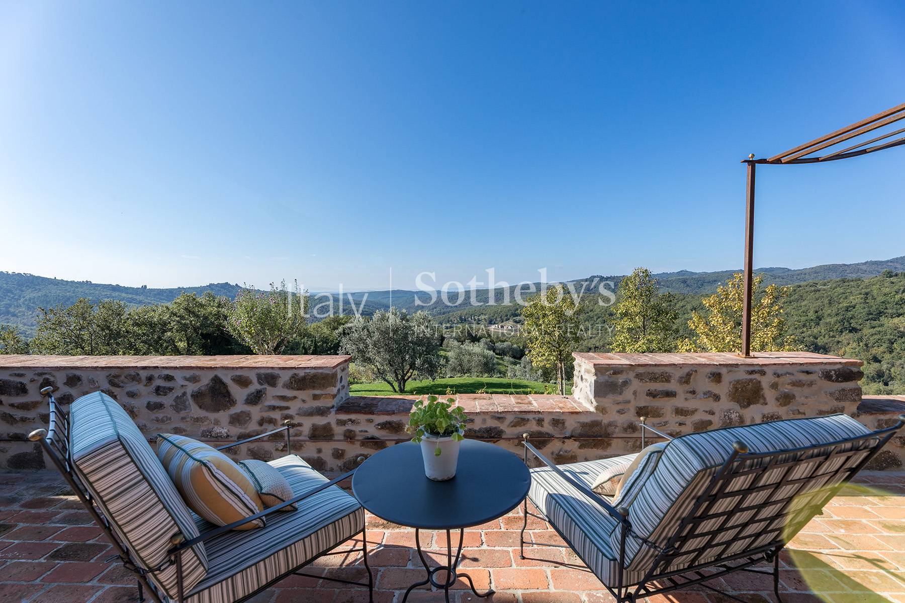  Refined renovated villa in the heart of Chianti - 物件實景