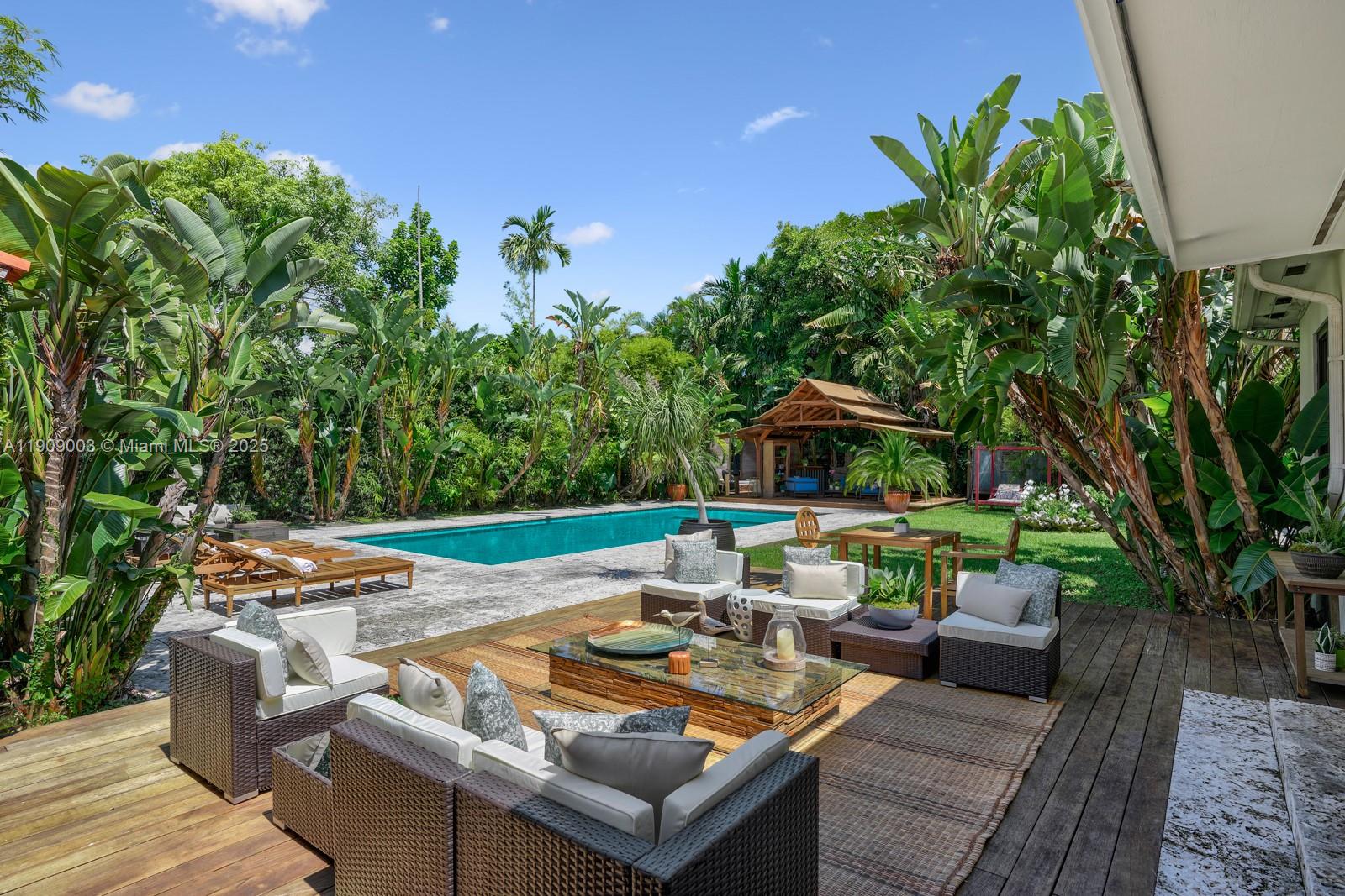 Miami, Florida, 33137, United States, 5 Bedrooms Bedrooms, ,5 BathroomsBathrooms,Residential,For Sale,1987585