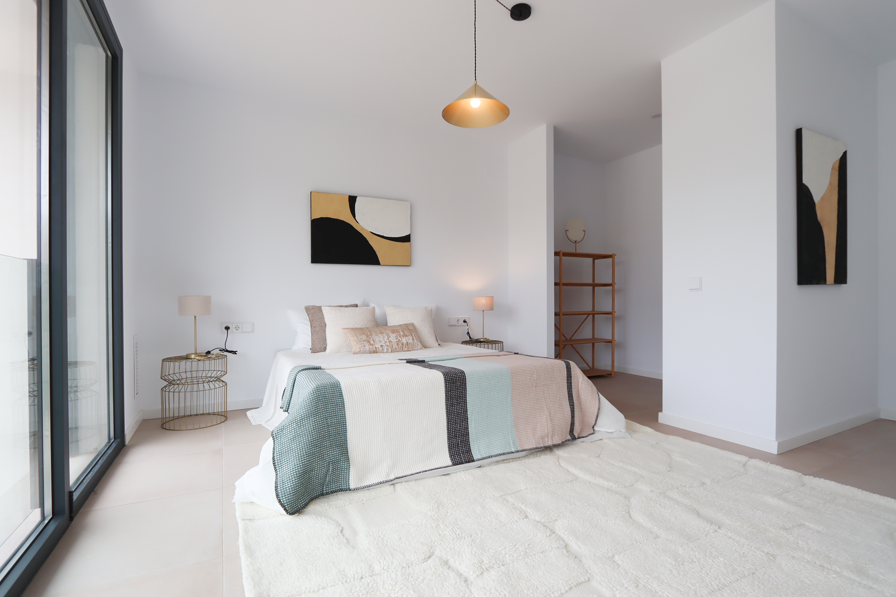  Sustainable design family house with spacious rooms and swimming pool - 物件實景