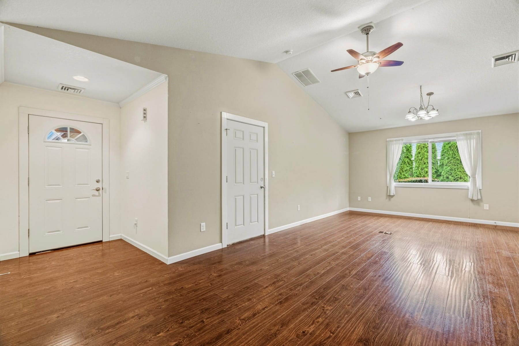  405 NW 7TH AVE Kelso, WA 98626 - 物件實景