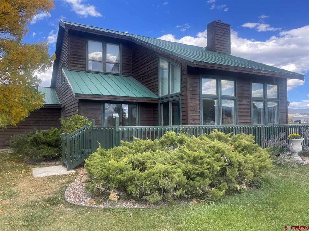 Montrose, Colorado, 81401, United States, 3 Bedrooms Bedrooms, ,2 BathroomsBathrooms,Residential,For Sale,1991802