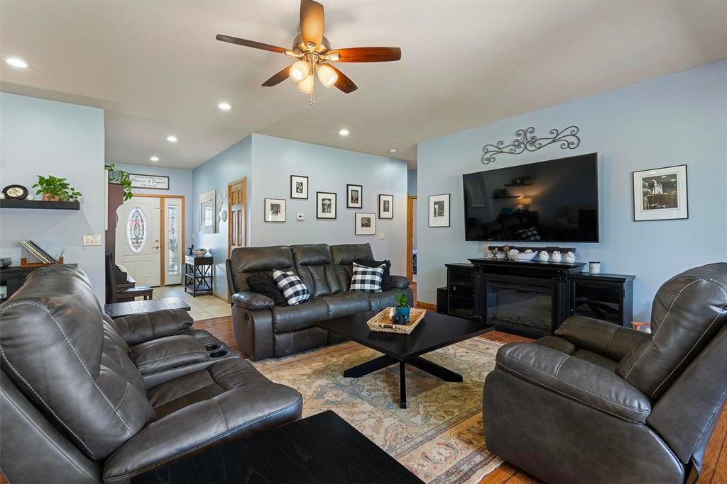 Bayfield, Colorado, 81122, United States, 3 Bedrooms Bedrooms, ,2 BathroomsBathrooms,Residential,For Sale,1882534