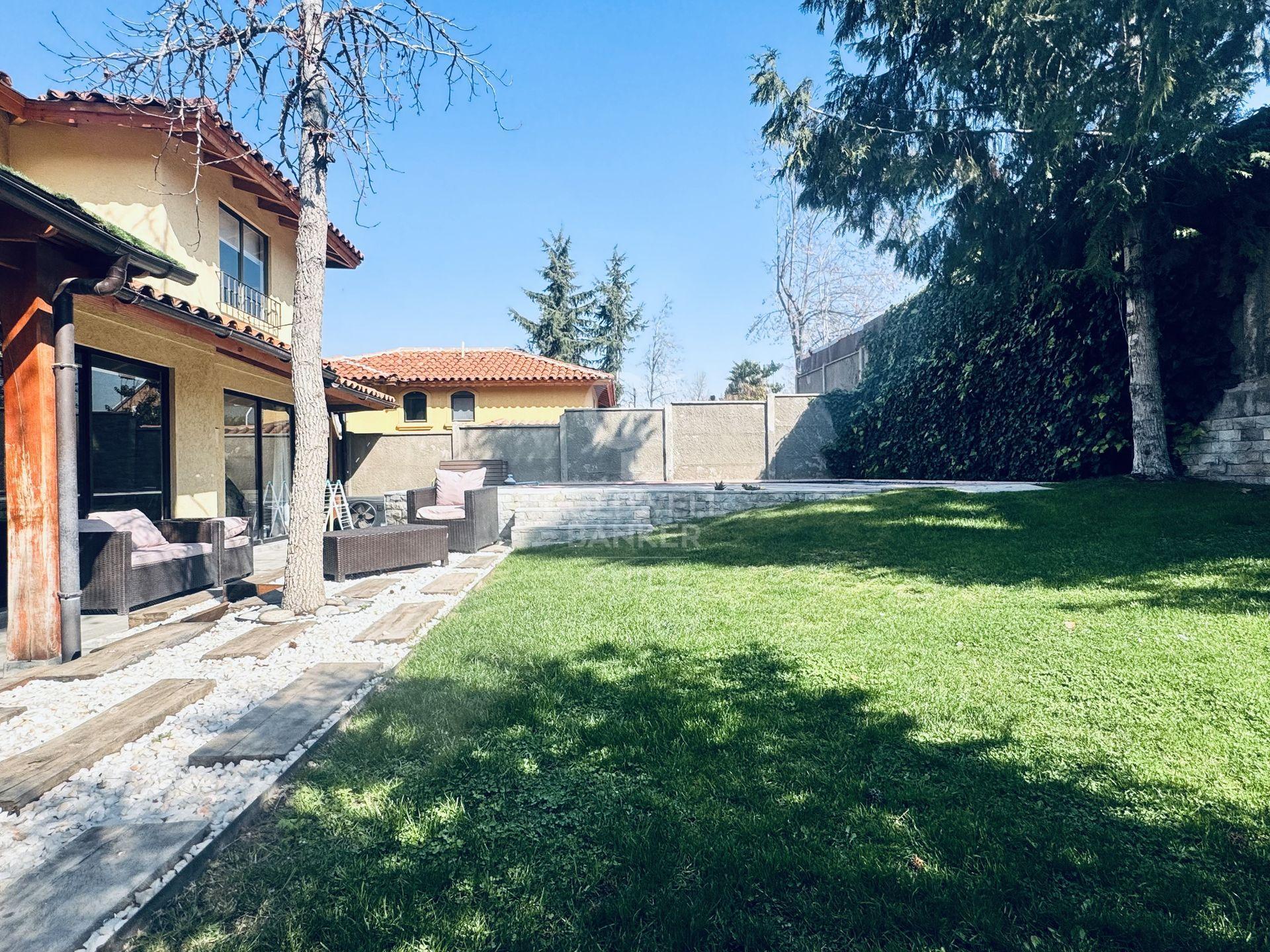 Lo Barnechea, Chile, 6 Bedrooms Bedrooms, ,4 BathroomsBathrooms,Residential,For Sale,1948089