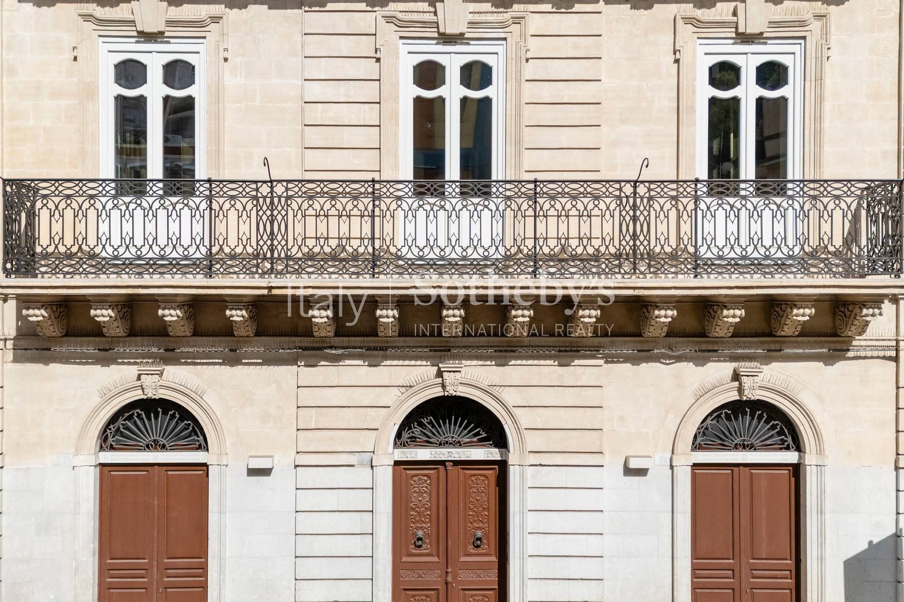  A renovated building with terraces in the historic centre - 物件實景