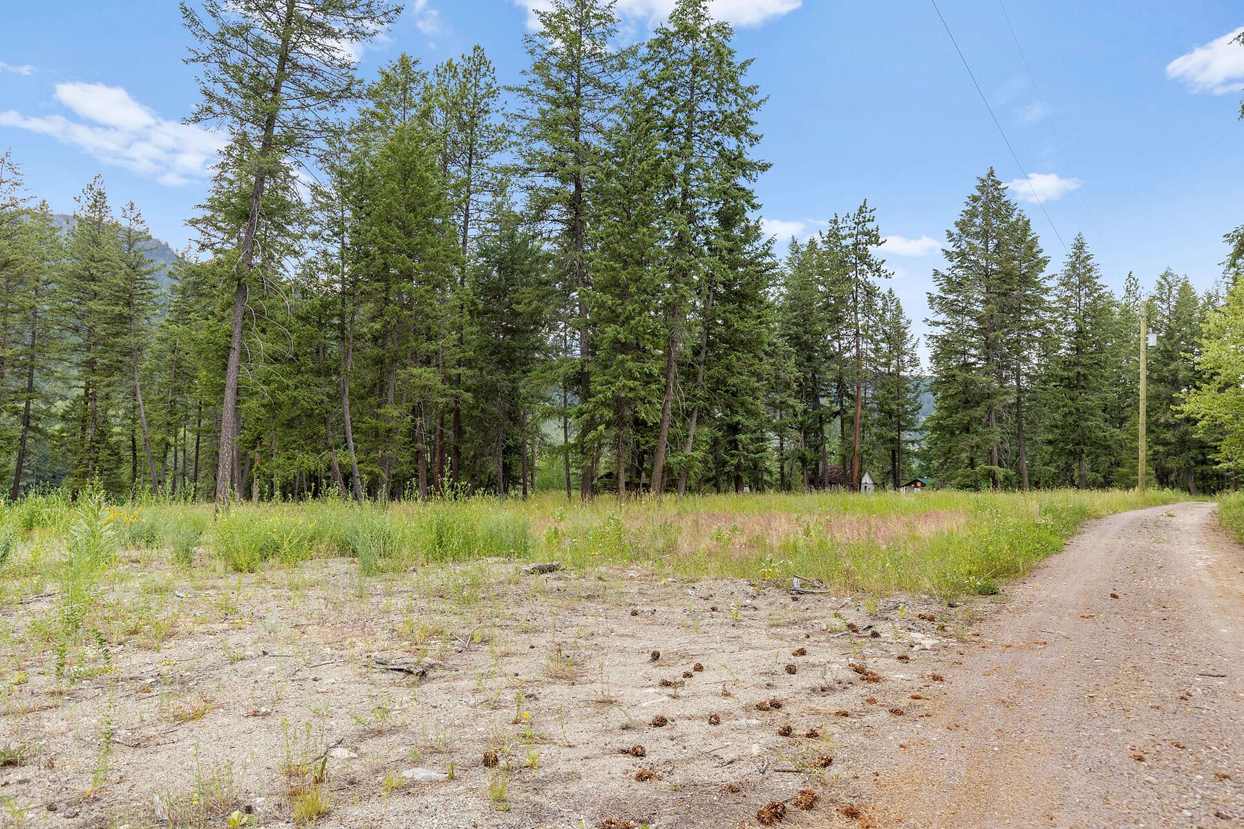  Kettle River Acreage - 物件實景