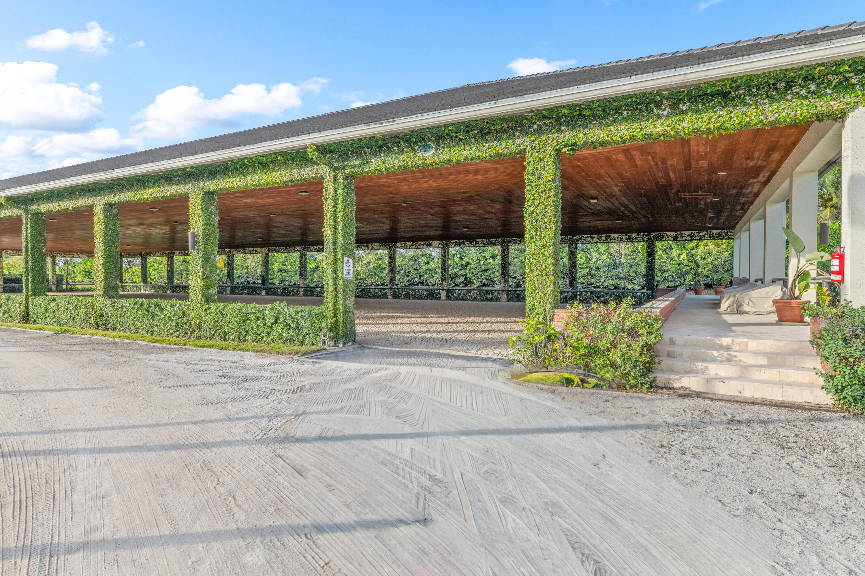  14739 & 49 Jumper Road - 物件實景