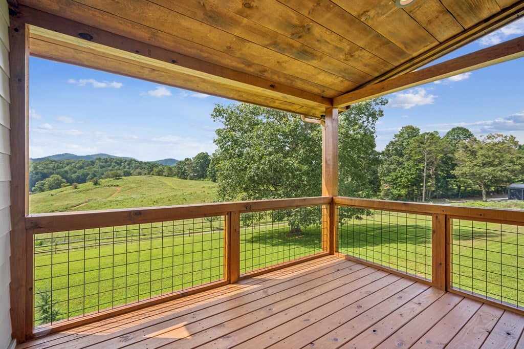 Morganton, Georgia, 30560, United States, 4 Bedrooms Bedrooms, ,3 BathroomsBathrooms,Residential,For Sale,1929478