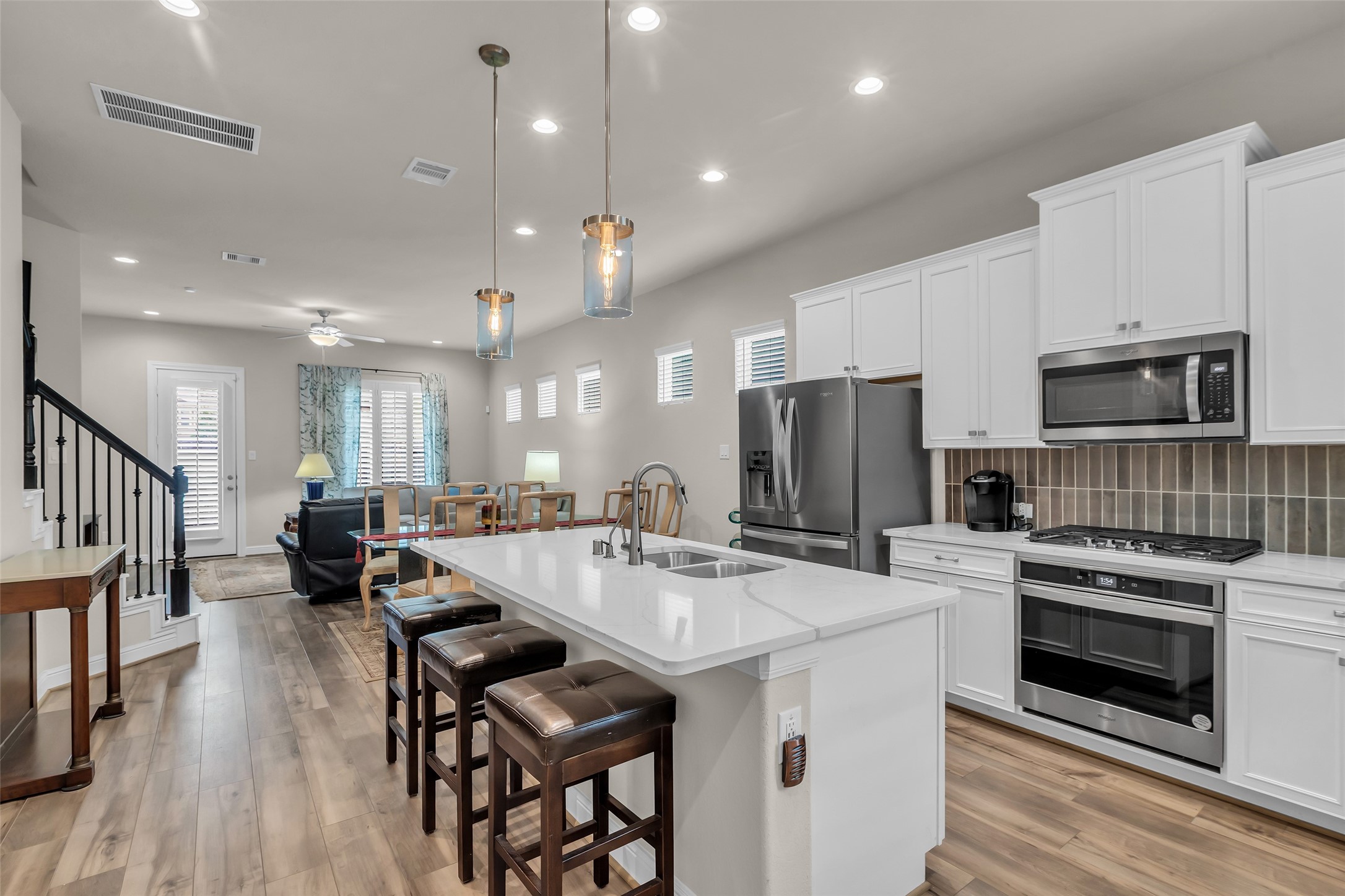 Houston, Texas, 77080, United States, 4 Bedrooms Bedrooms, ,4 BathroomsBathrooms,Residential,For Sale,1934317