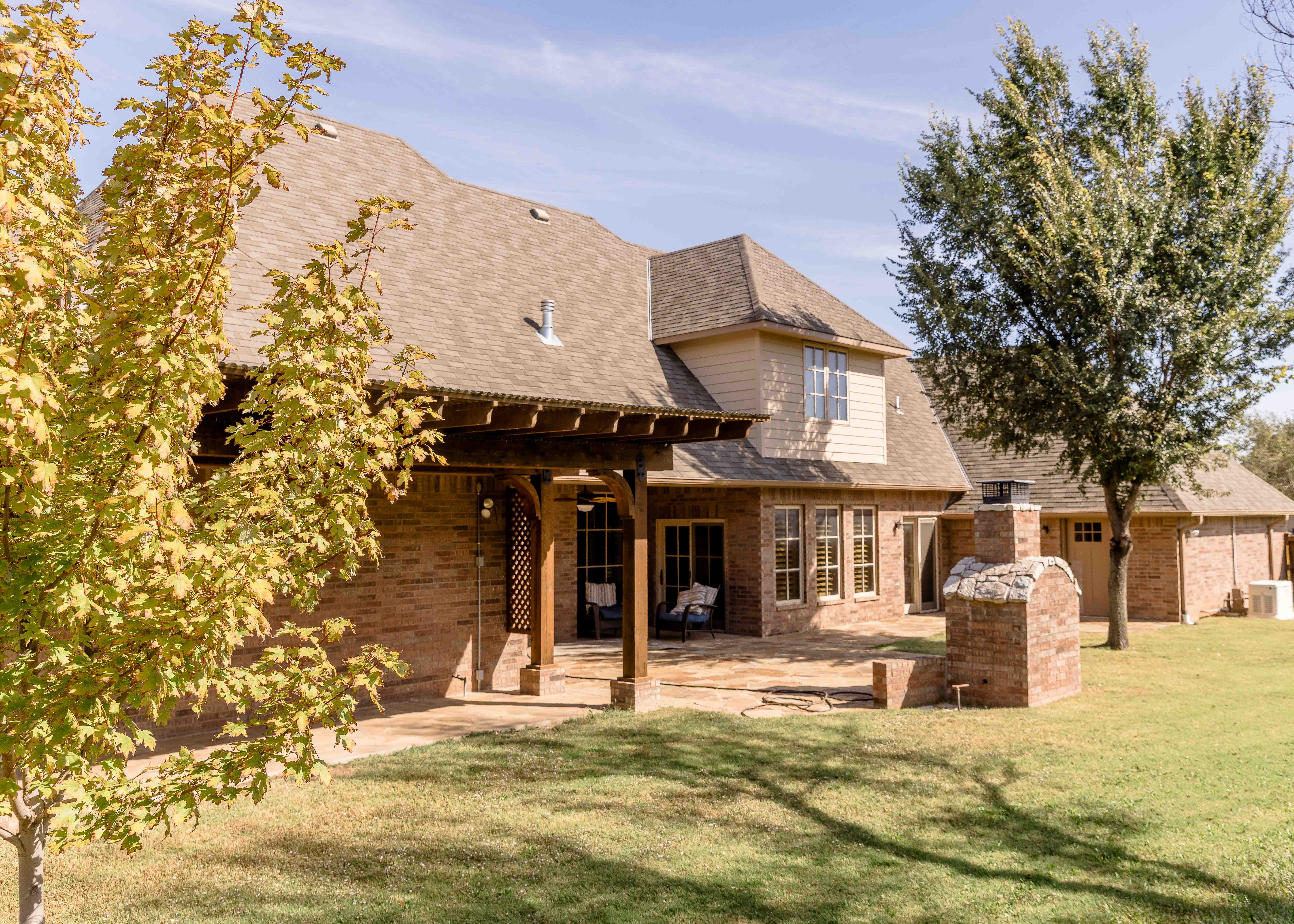 Enid, Oklahoma, 73701, United States, 4 Bedrooms Bedrooms, ,4 BathroomsBathrooms,Residential,For Sale,2006346