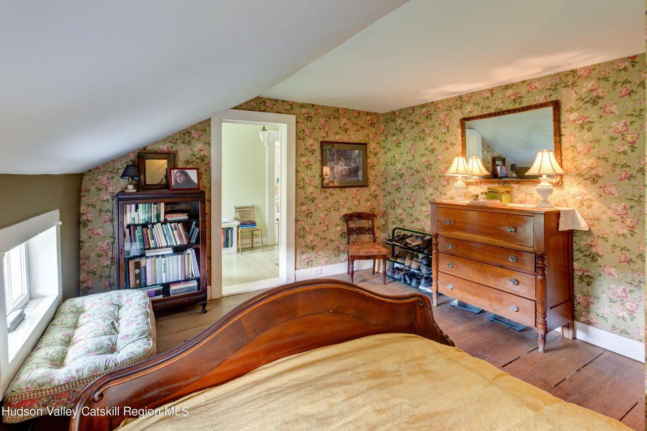 Bovina, New York, 13740, United States, 4 Bedrooms Bedrooms, ,2 BathroomsBathrooms,Residential,For Sale,1826483
