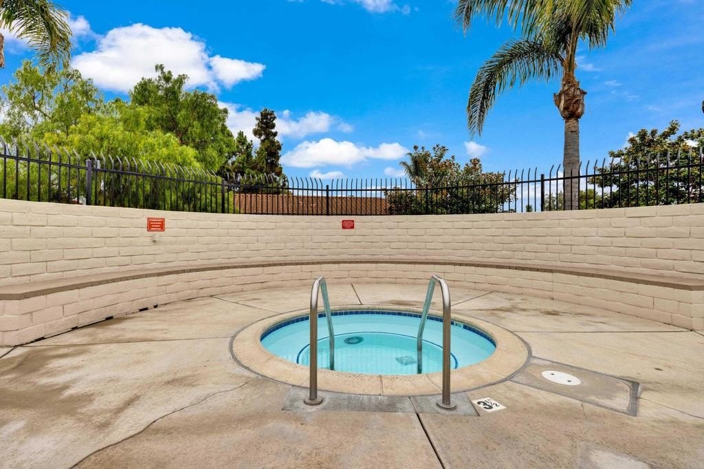 Oceanside, California, 92057, United States, 3 Bedrooms Bedrooms, ,2 BathroomsBathrooms,Residential,For Sale,1939710