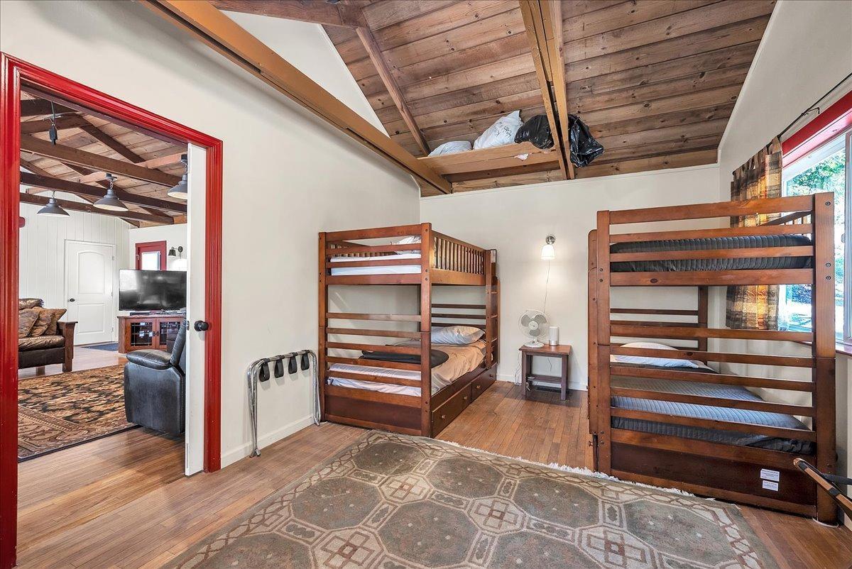 Nevada City, California, 95959, United States, 2 Bedrooms Bedrooms, ,3 BathroomsBathrooms,Residential,For Sale,1887439
