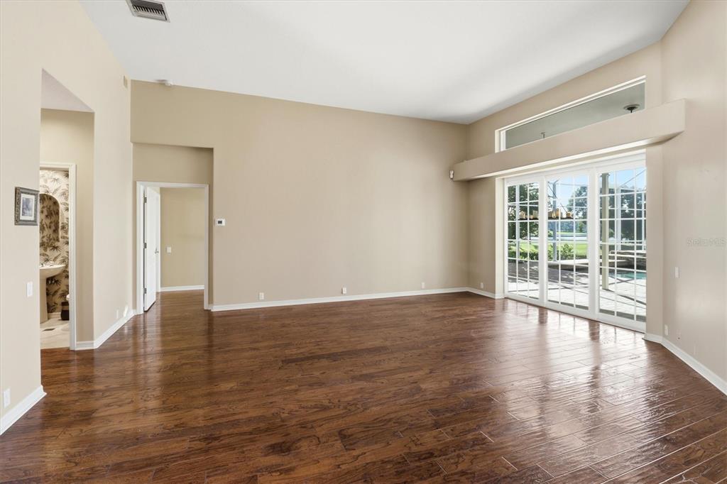 Lake Mary, Florida, 32746, United States, 4 Bedrooms Bedrooms, ,4 BathroomsBathrooms,Residential,For Sale,2000919