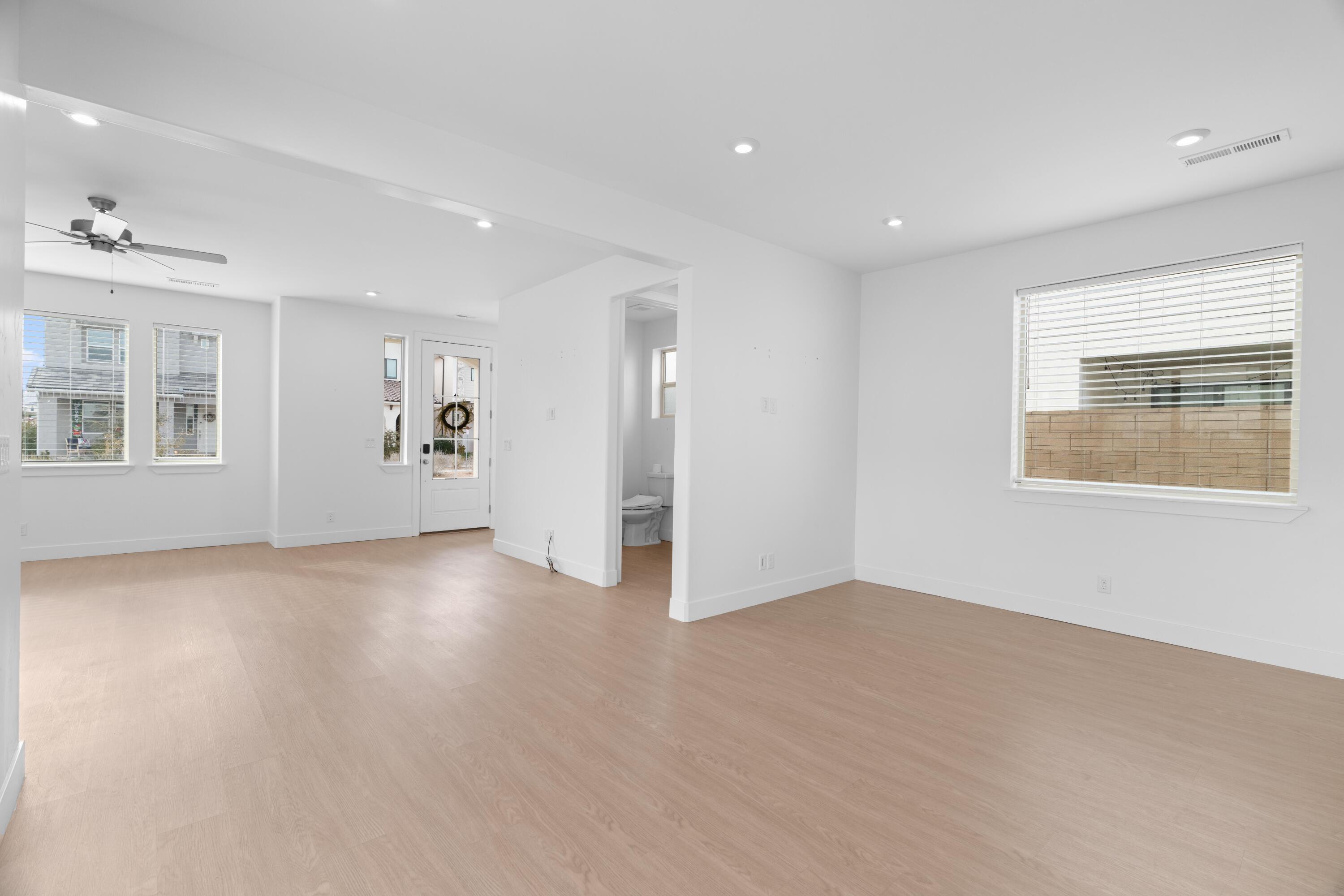 St George, Utah, 84790, United States, 3 Bedrooms Bedrooms, ,3 BathroomsBathrooms,Residential,For Sale,1982325