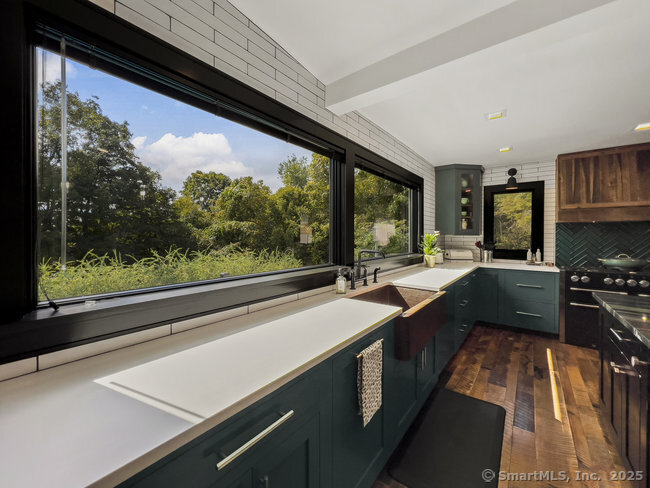 New Fairfield, Connecticut, 06812, United States, 4 Bedrooms Bedrooms, ,4 BathroomsBathrooms,Residential,For Sale,1837226