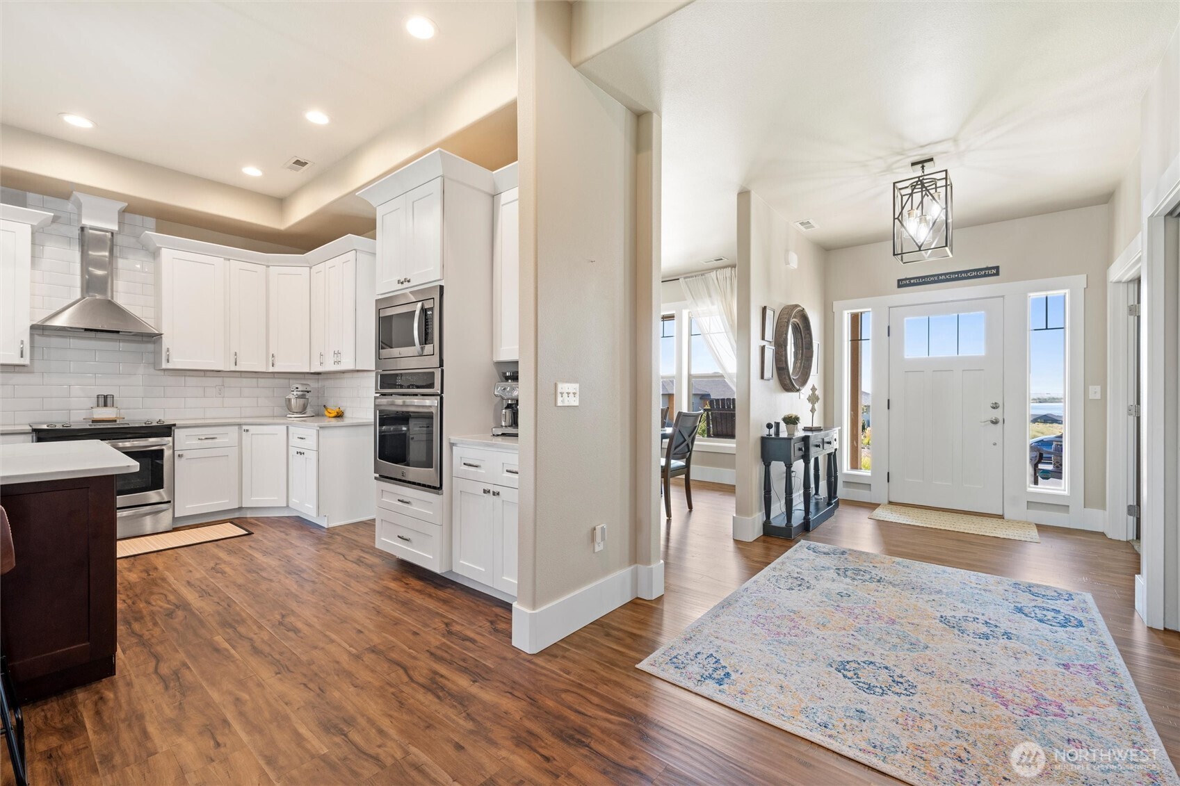 Moses Lake, Washington, 98837, United States, 3 Bedrooms Bedrooms, ,2 BathroomsBathrooms,Residential,For Sale,2002920