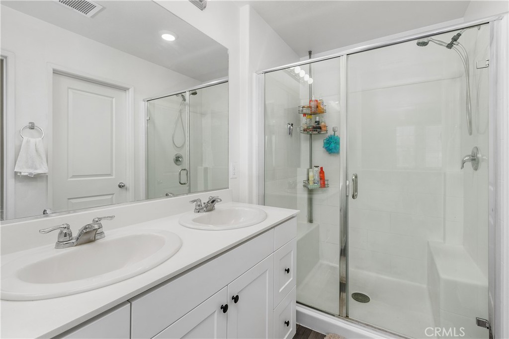 Murrieta, California, 92563, United States, 3 Bedrooms Bedrooms, ,3 BathroomsBathrooms,Residential,For Sale,1946900