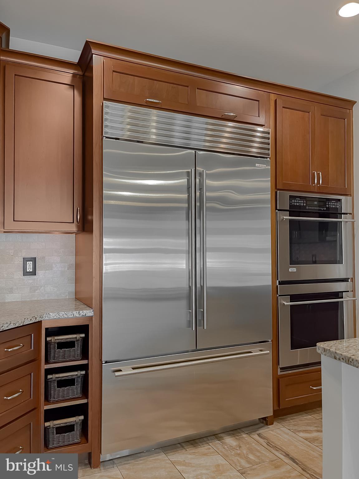 Hollywood, Maryland, 20636, United States, 5 Bedrooms Bedrooms, ,5 BathroomsBathrooms,Residential,For Sale,1914184
