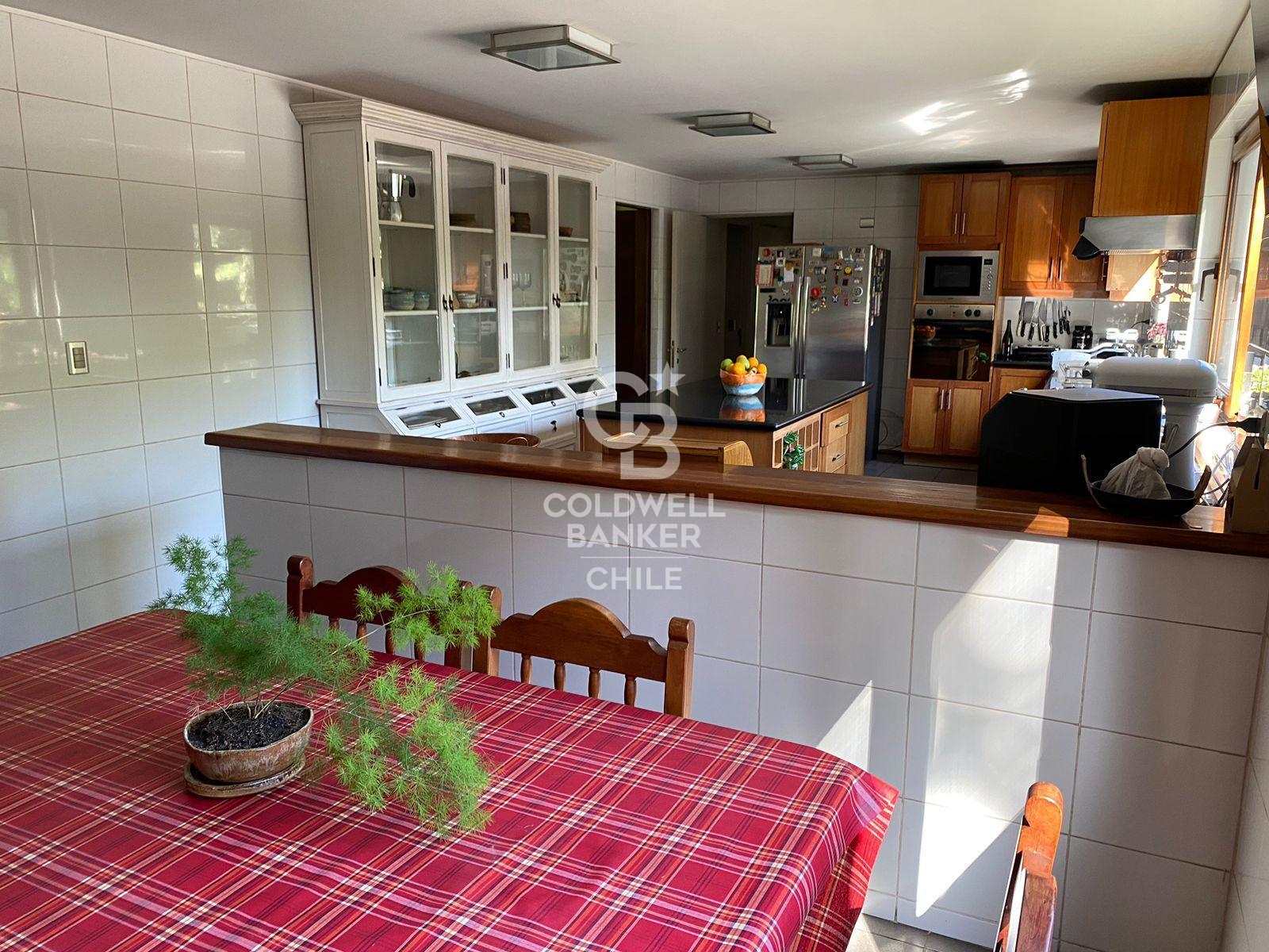 Colina, Chile, 6 Bedrooms Bedrooms, ,5 BathroomsBathrooms,Residential,For Sale,1947996