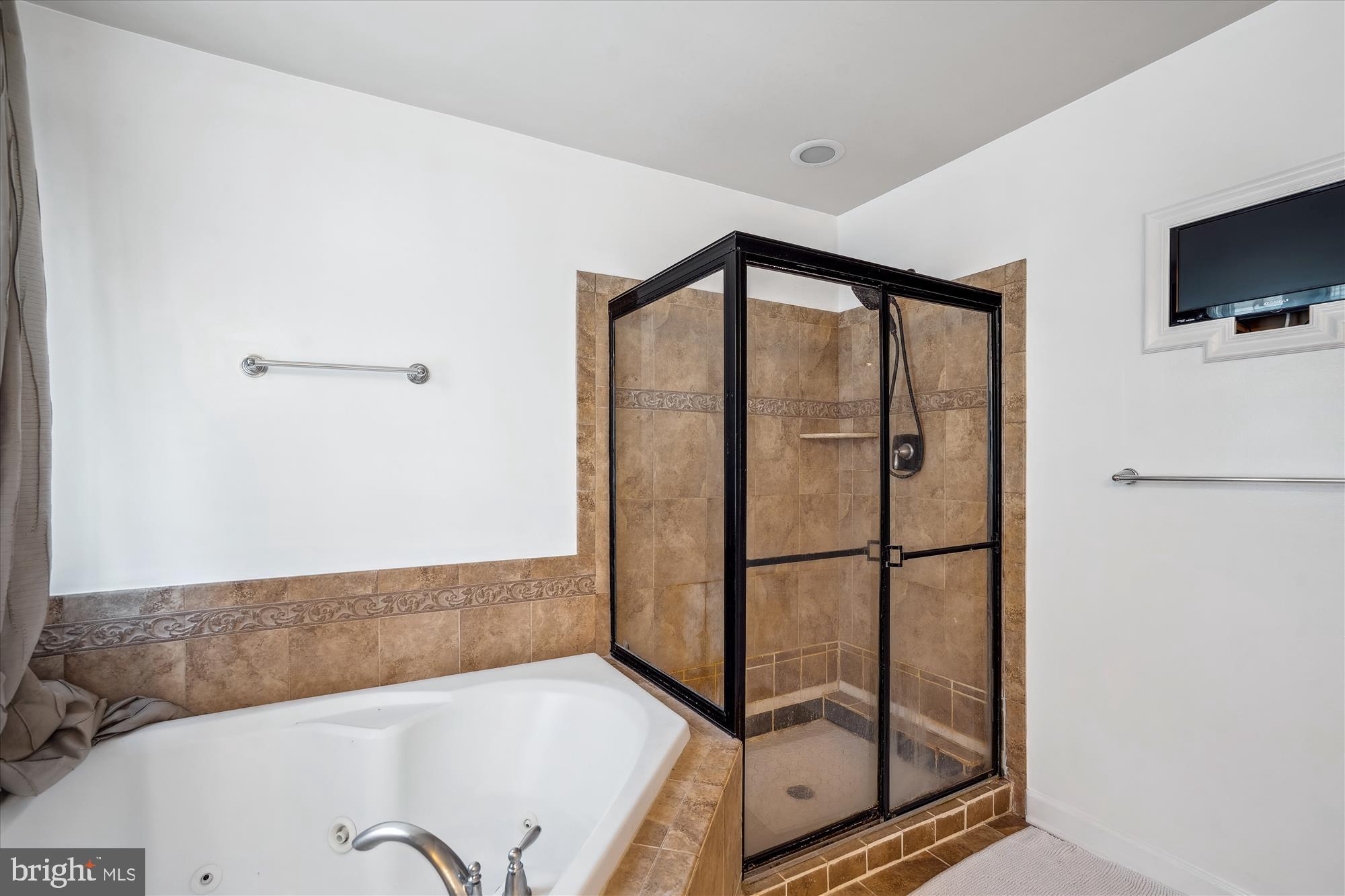 Upper Marlboro, Maryland, 20774, United States, ,Residential,For Sale,1915076