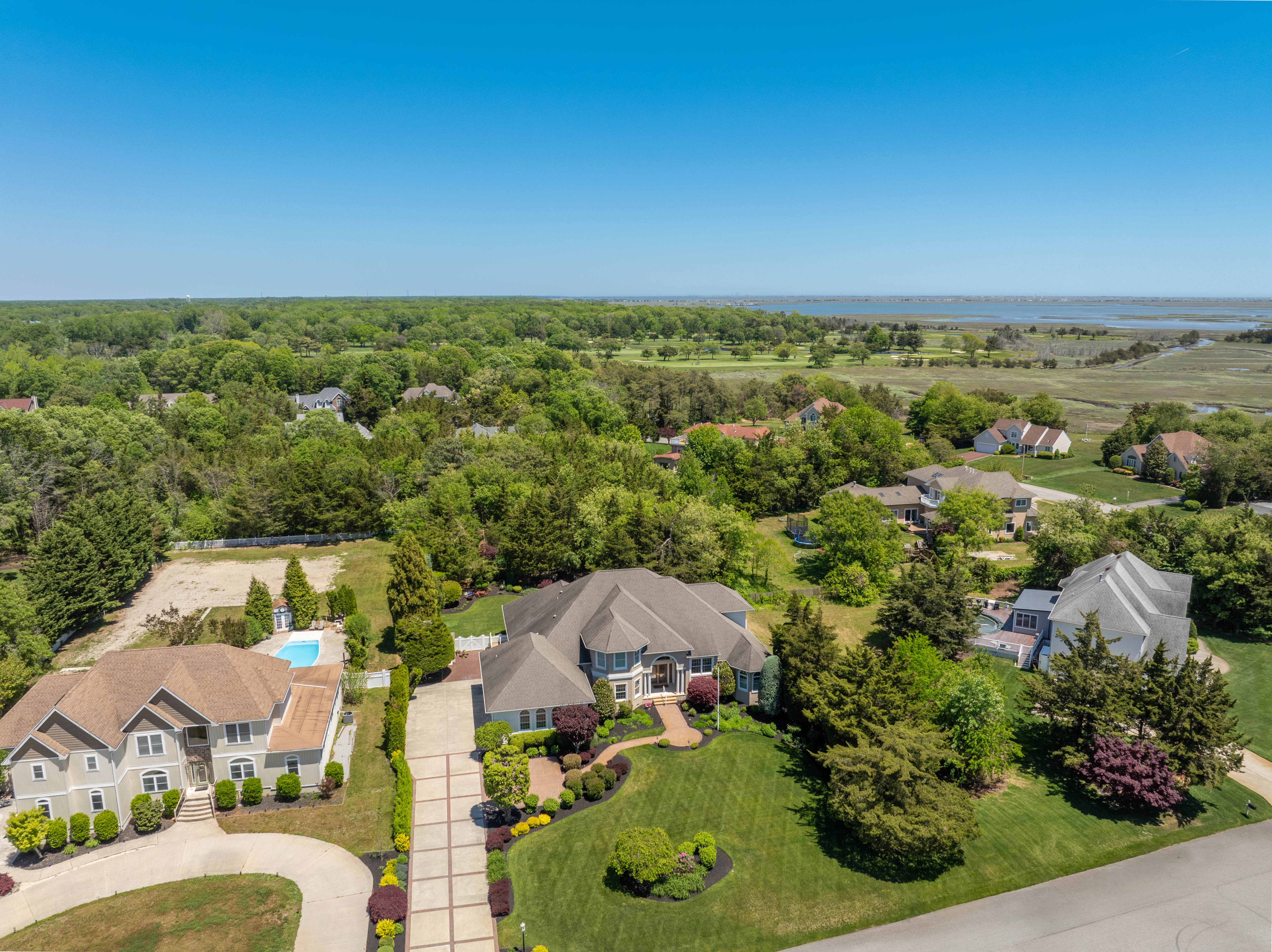  24 Cedar Meadow Drive - 物件實景
