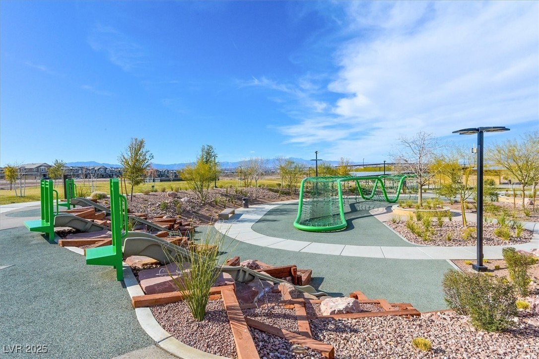 Henderson, Nevada, 89011, United States, 3 Bedrooms Bedrooms, ,1 BathroomBathrooms,Residential,For Sale,1954663