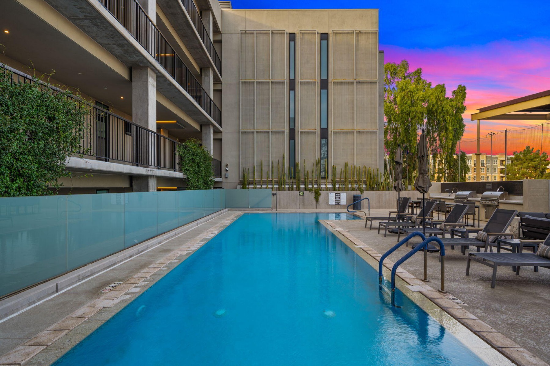  2300 E Campbell Avenue  Phoenix, AZ - 物件實景