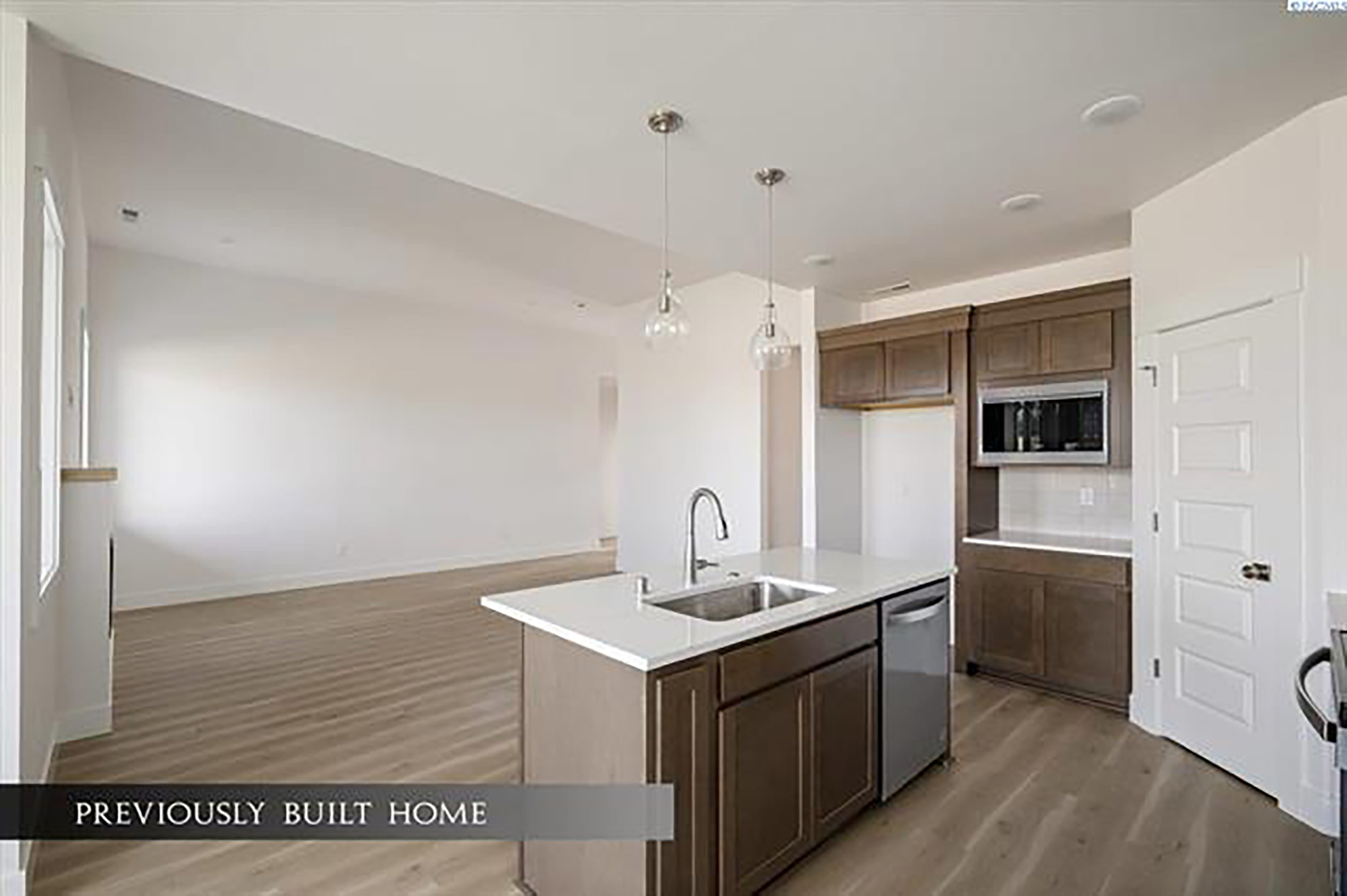  The Cedar II by Peake Homes- Lot 10 - 物件實景