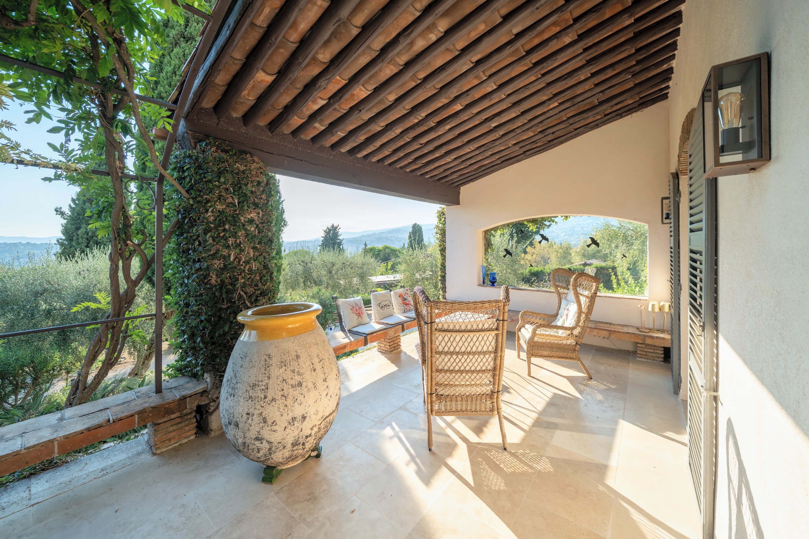  Near Valbonne: renovated Provençal villa with pool and open views in Plascassier - 物件實景