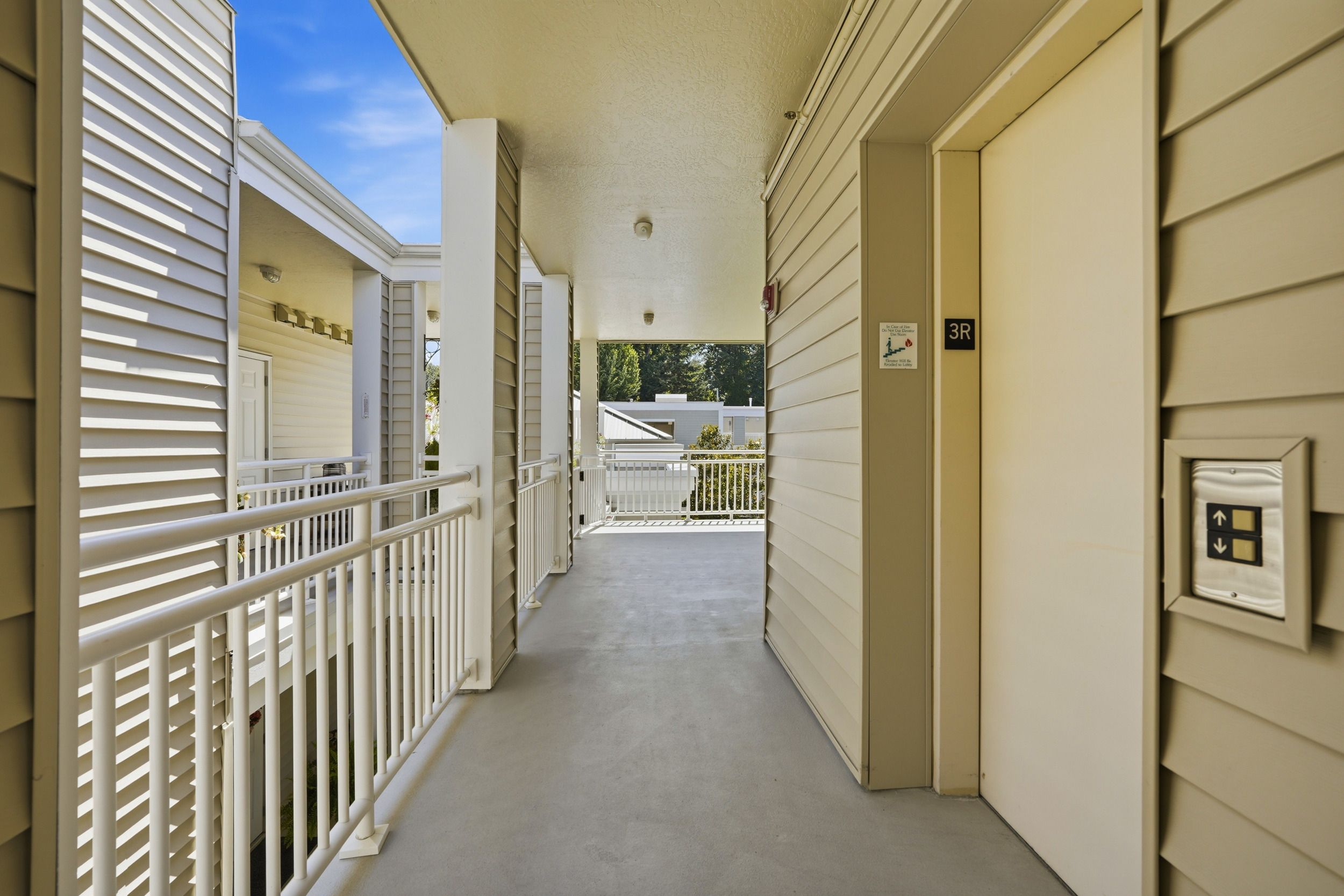 17432 Bothell Way Northeast B-307, Bothell, WA 98011 - 物件實景