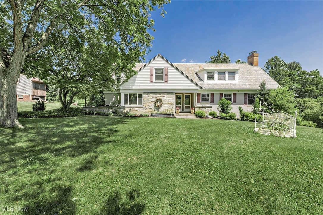 Brecksville, Ohio, 44141, United States, 5 Bedrooms Bedrooms, ,5 BathroomsBathrooms,Residential,For Sale,1979228