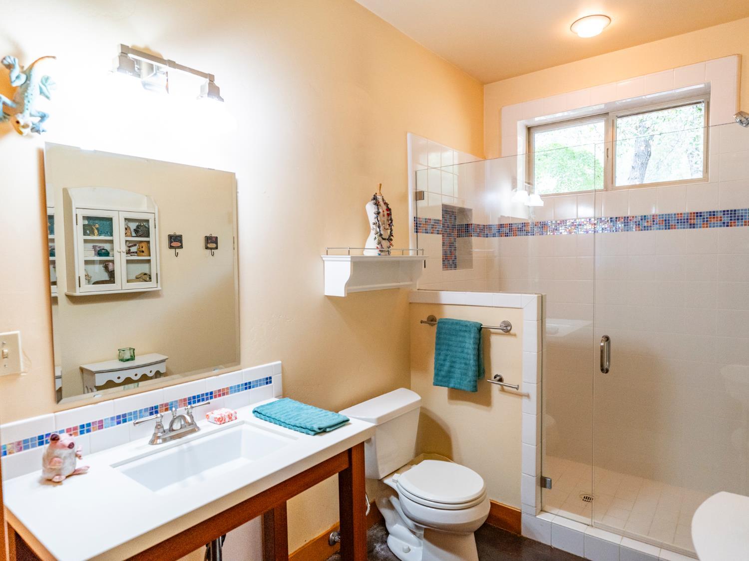 Nevada City, California, 95959, United States, 3 Bedrooms Bedrooms, ,3 BathroomsBathrooms,Residential,For Sale,1987910