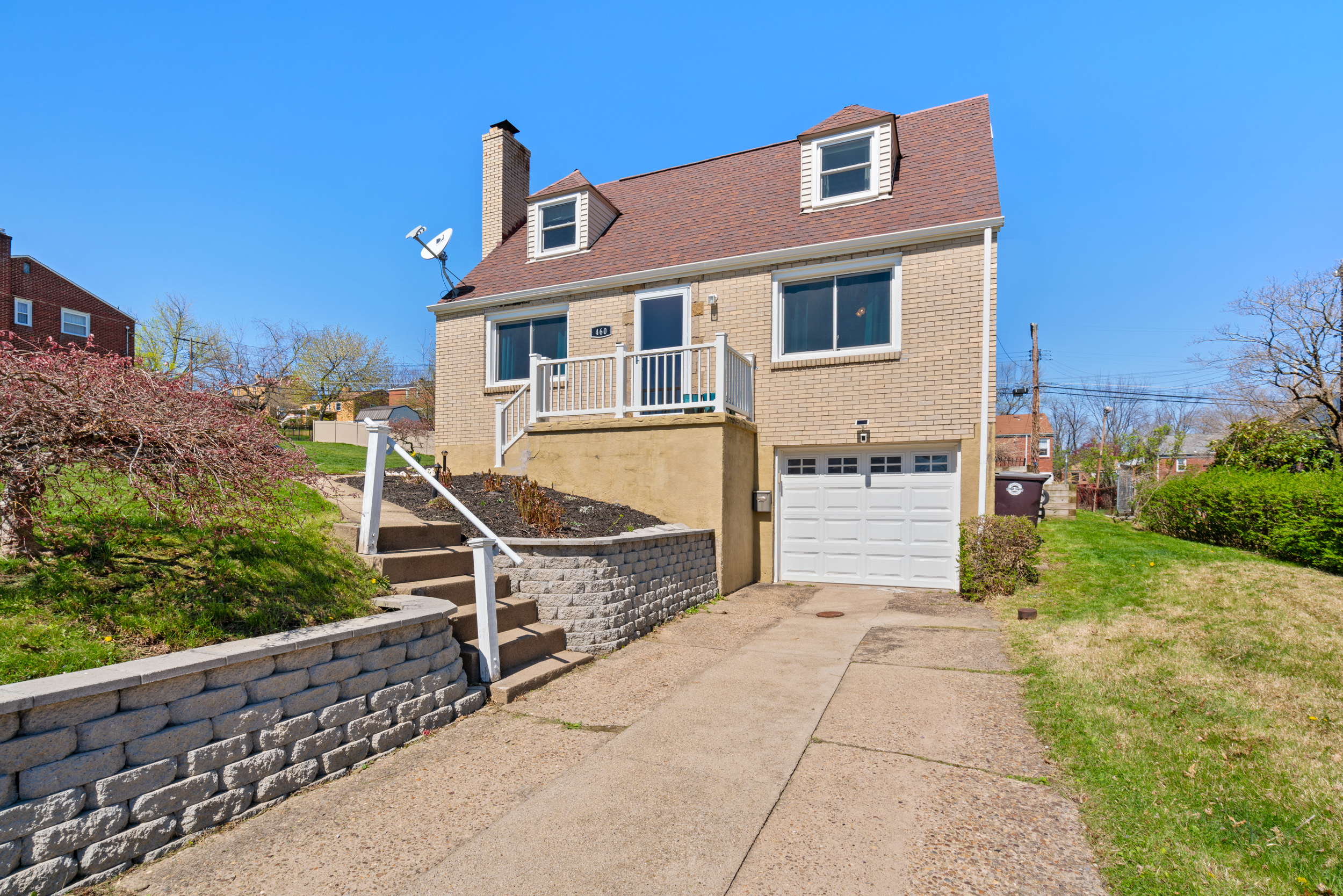  460 Jenne Drive, Pittsburgh, PA 15236 - 物件實景
