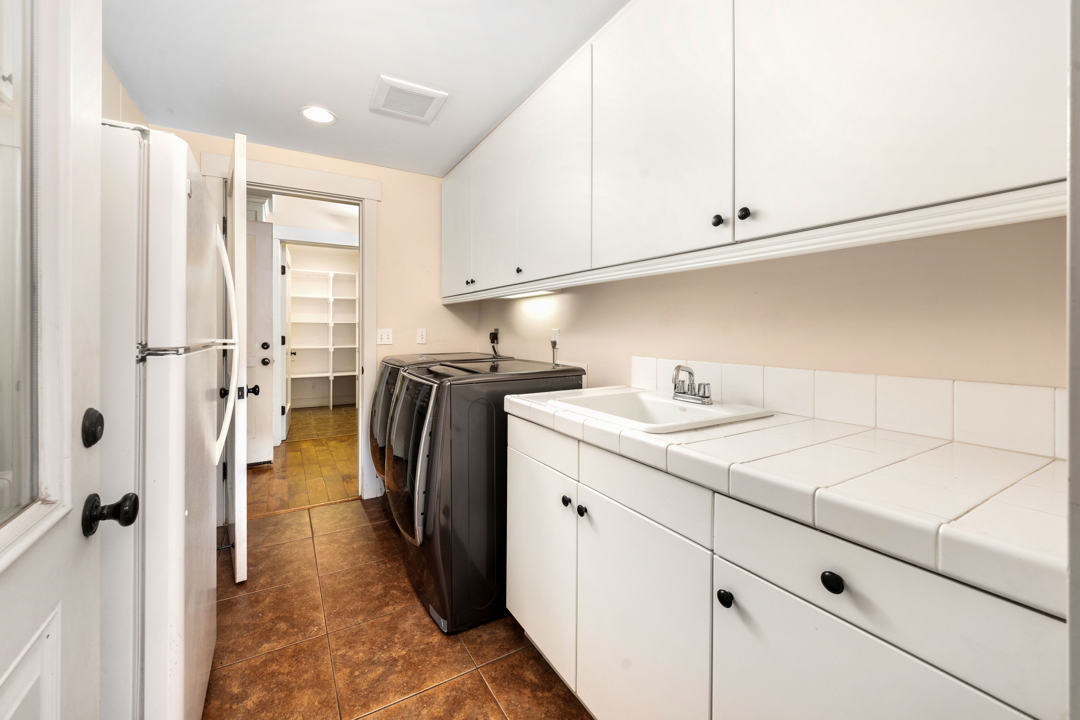  Spacious and Designed for Your Lifestyle - 物件實景
