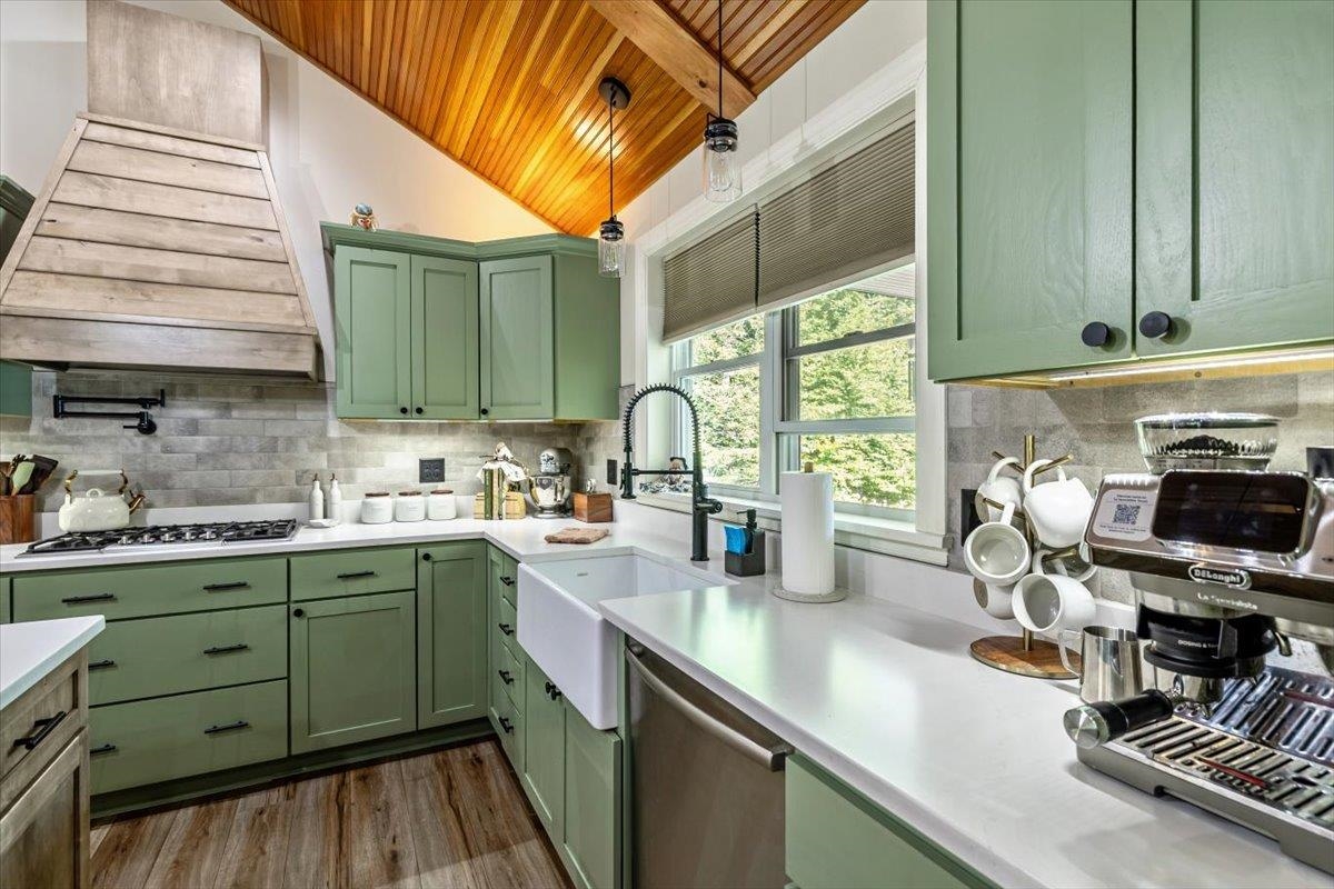 Bakersfield, Vermont, 05441, United States, ,Residential,For Sale,1915647