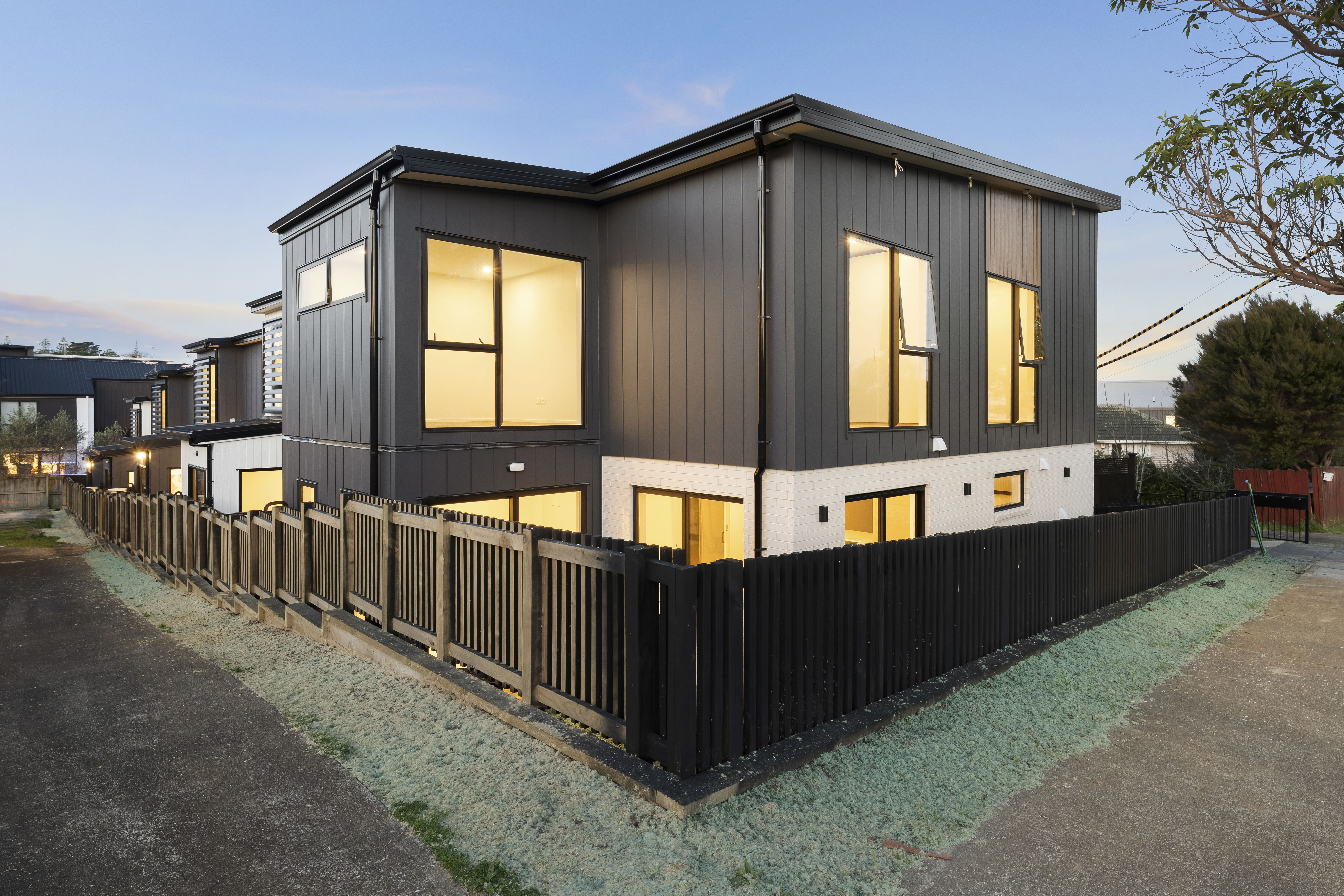  24 Elstree Ave - 物件實景