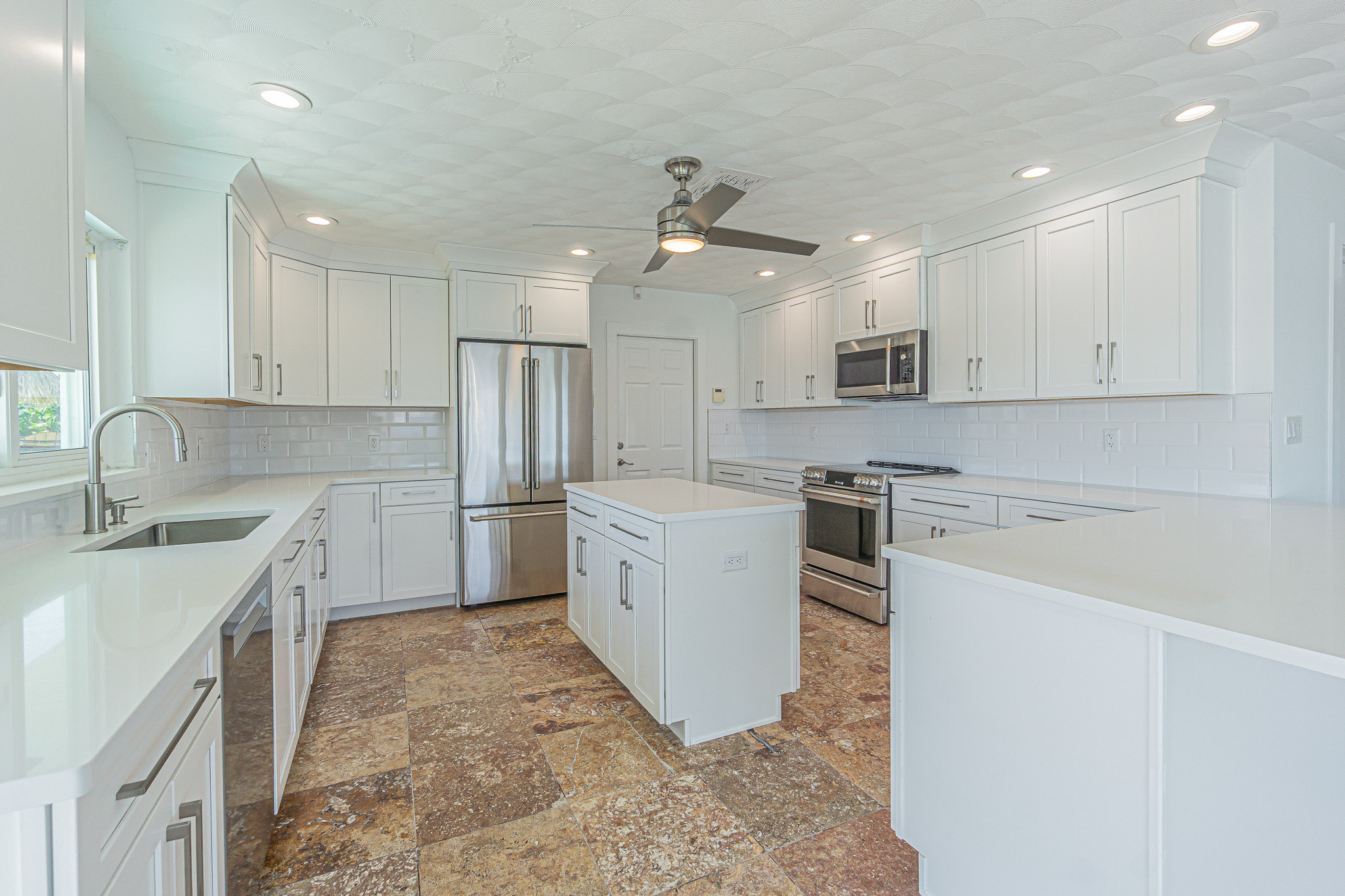 St. Pete Beach, Florida, 33706, United States, 4 Bedrooms Bedrooms, ,3 BathroomsBathrooms,Residential,For Sale,1974226