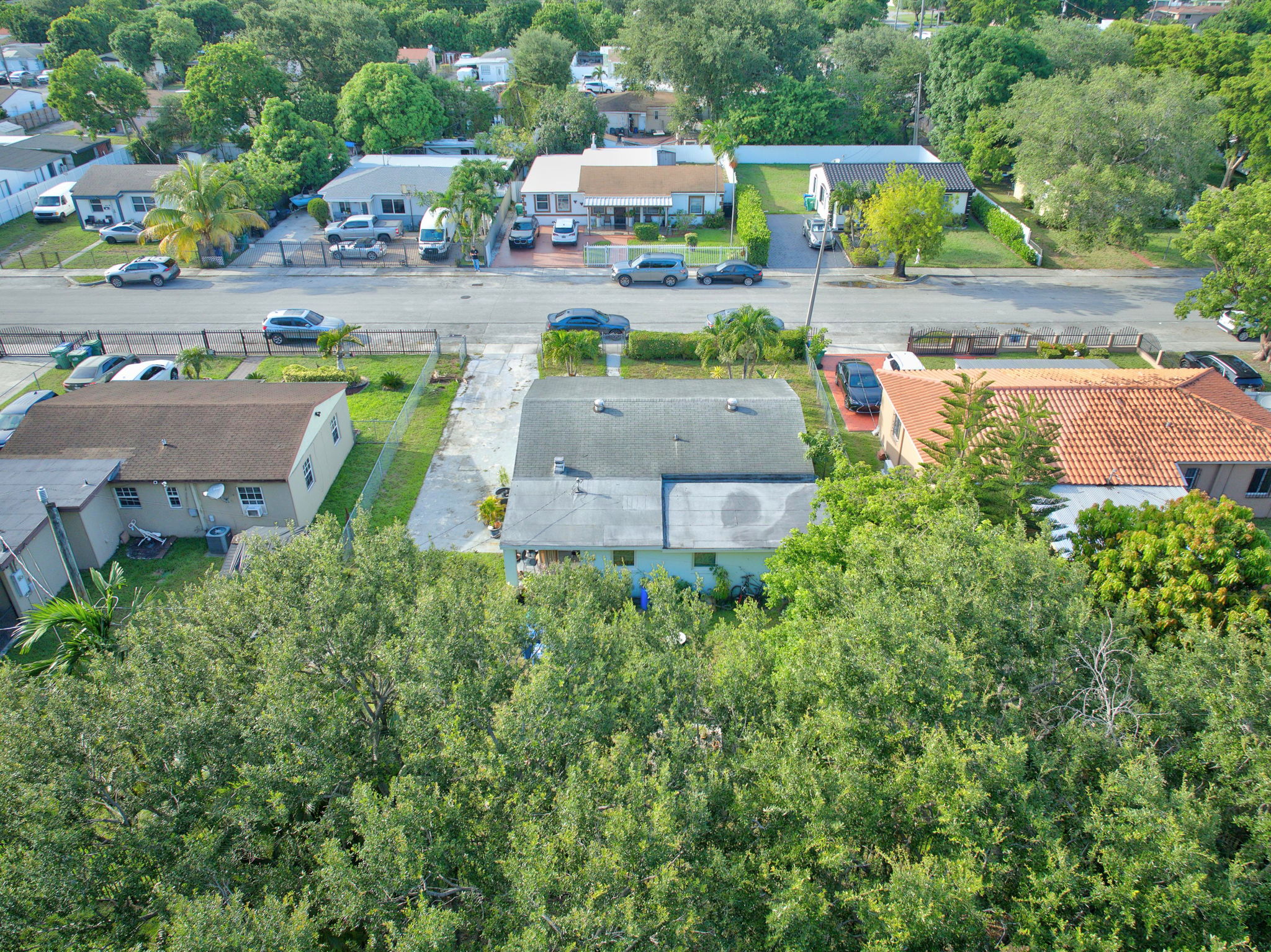  1230 NW 84th Ter, Miami, FL, 33147 - 物件實景