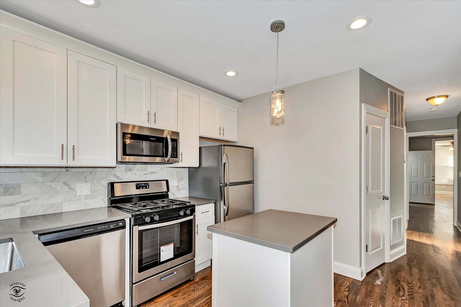 Chicago, Illinois, 60637, United States, 7 Bedrooms Bedrooms, ,3 BathroomsBathrooms,Residential,For Sale,1915108
