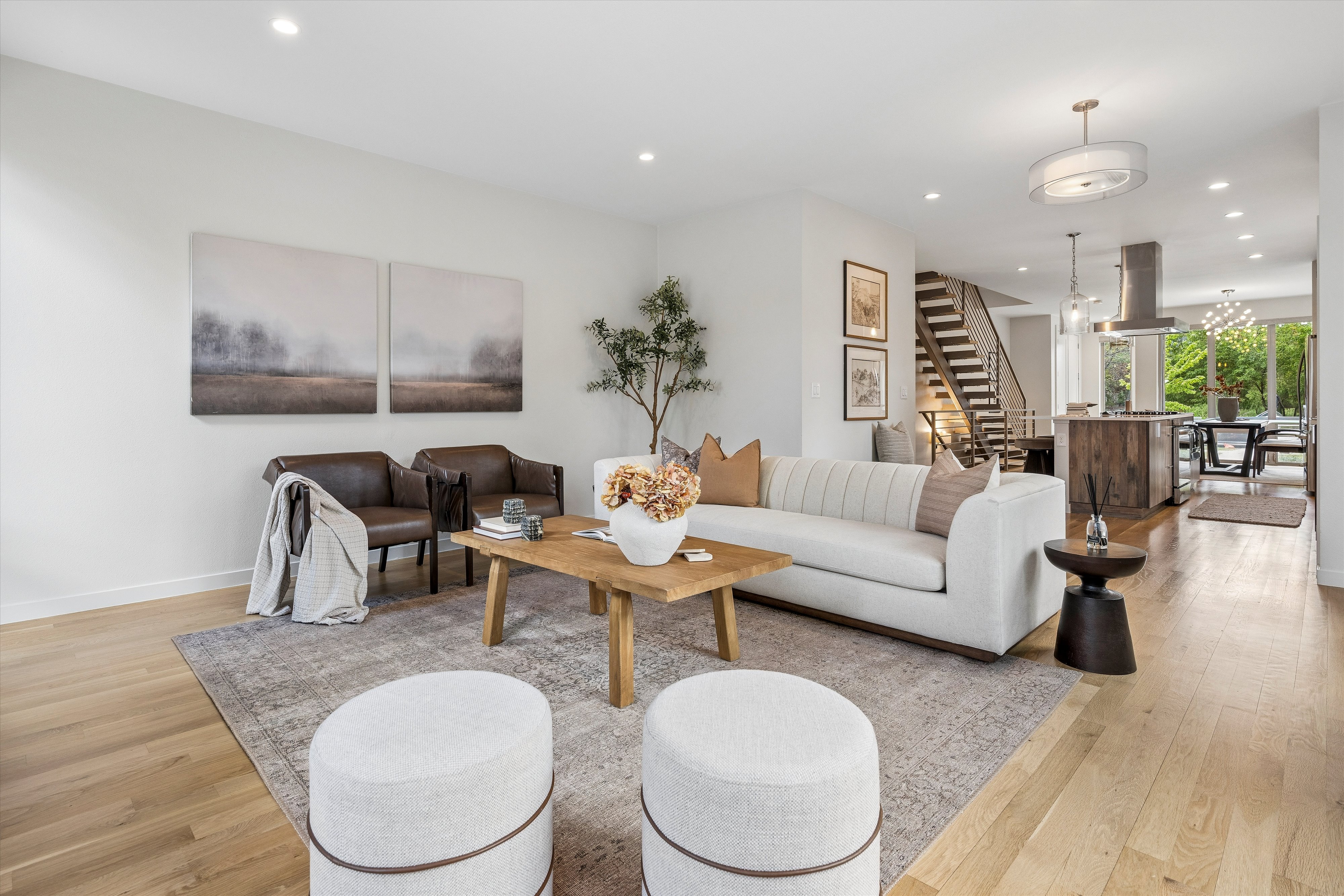  Thoughtfully Designed and Exceptional Quality Duplex - 物件實景