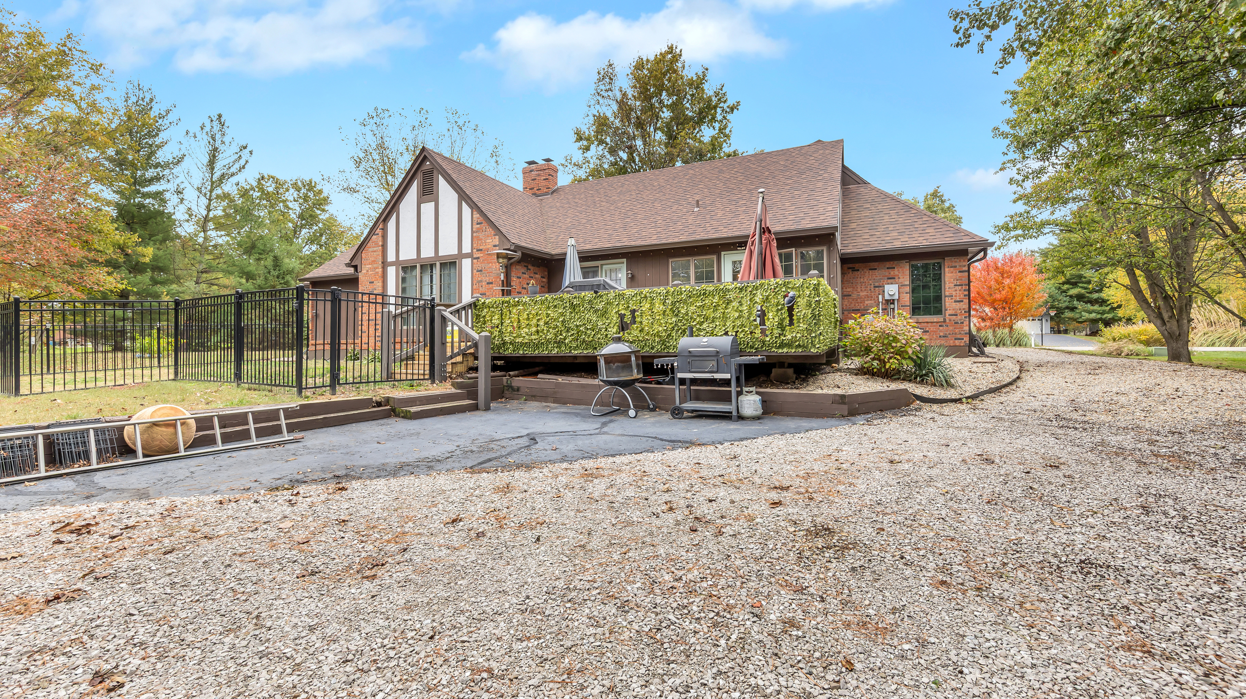 Waterloo, Illinois, 62298, United States, 3 Bedrooms Bedrooms, ,3 BathroomsBathrooms,Residential,For Sale,1986147