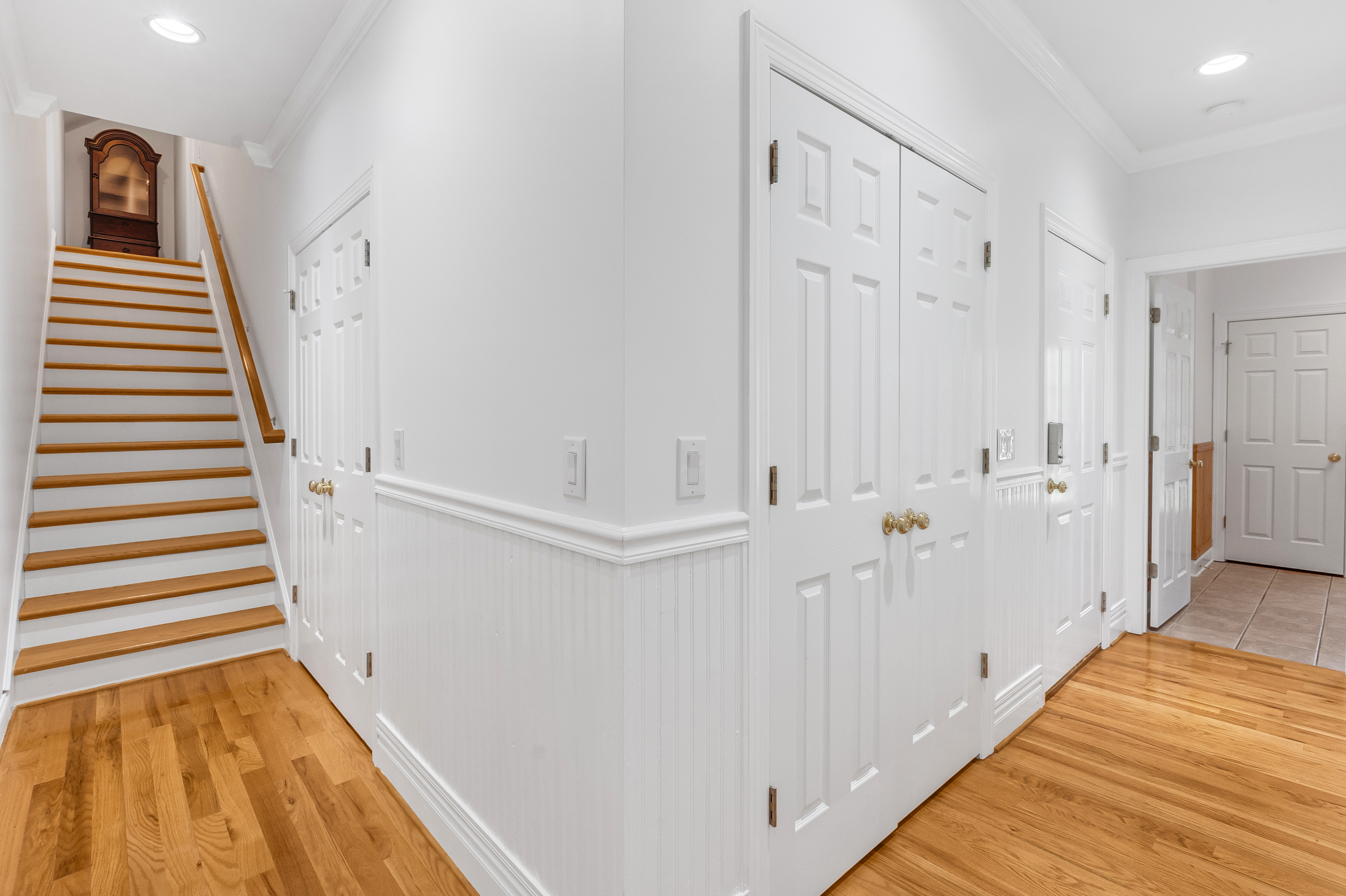 Tullahoma, Tennessee, 37388, United States, 6 Bedrooms Bedrooms, ,5 BathroomsBathrooms,Residential,For Sale,1851275