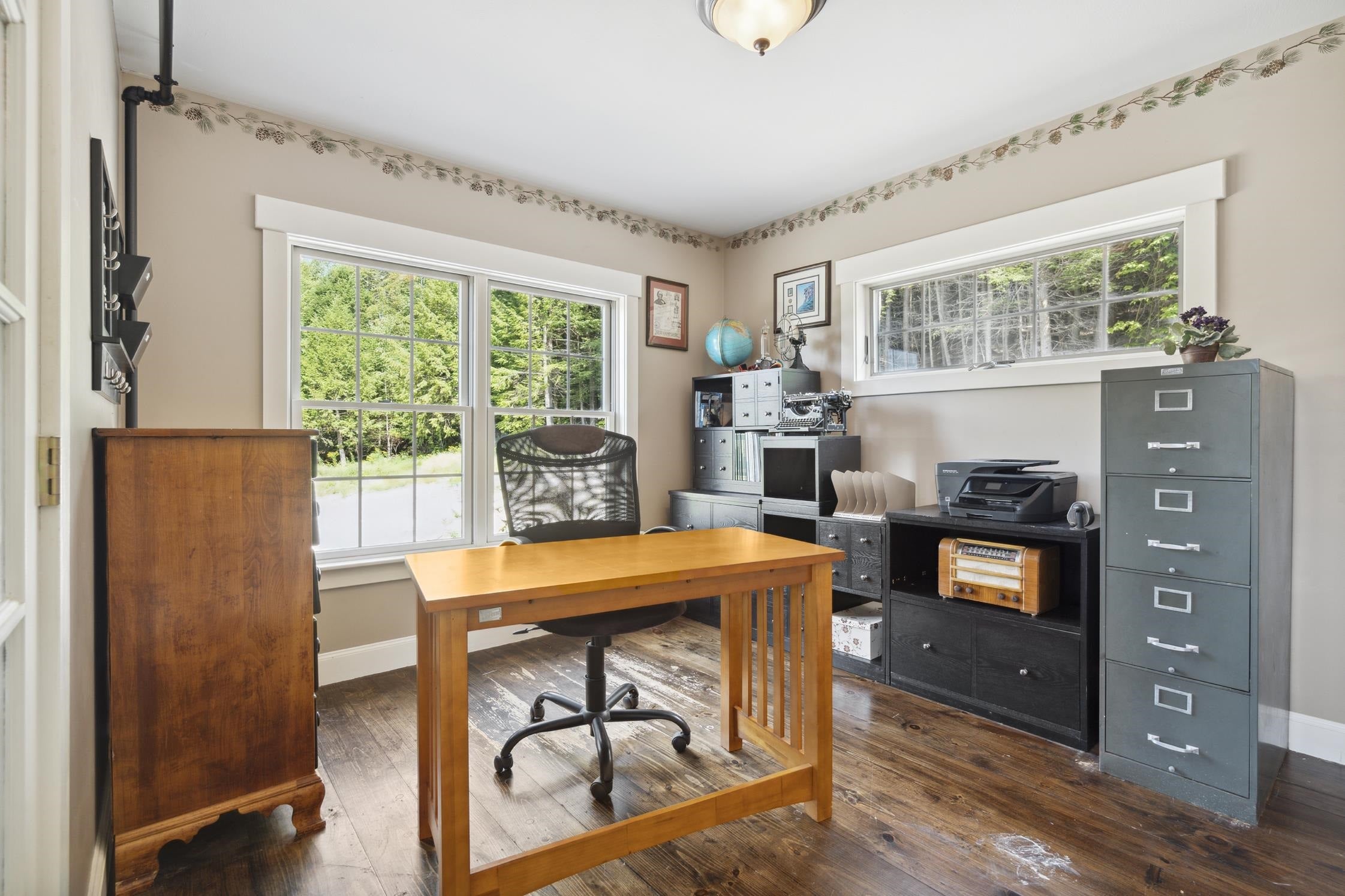 Bristol, New Hampshire, 03222, United States, 8 Bedrooms Bedrooms, ,5 BathroomsBathrooms,Residential,For Sale,1883549