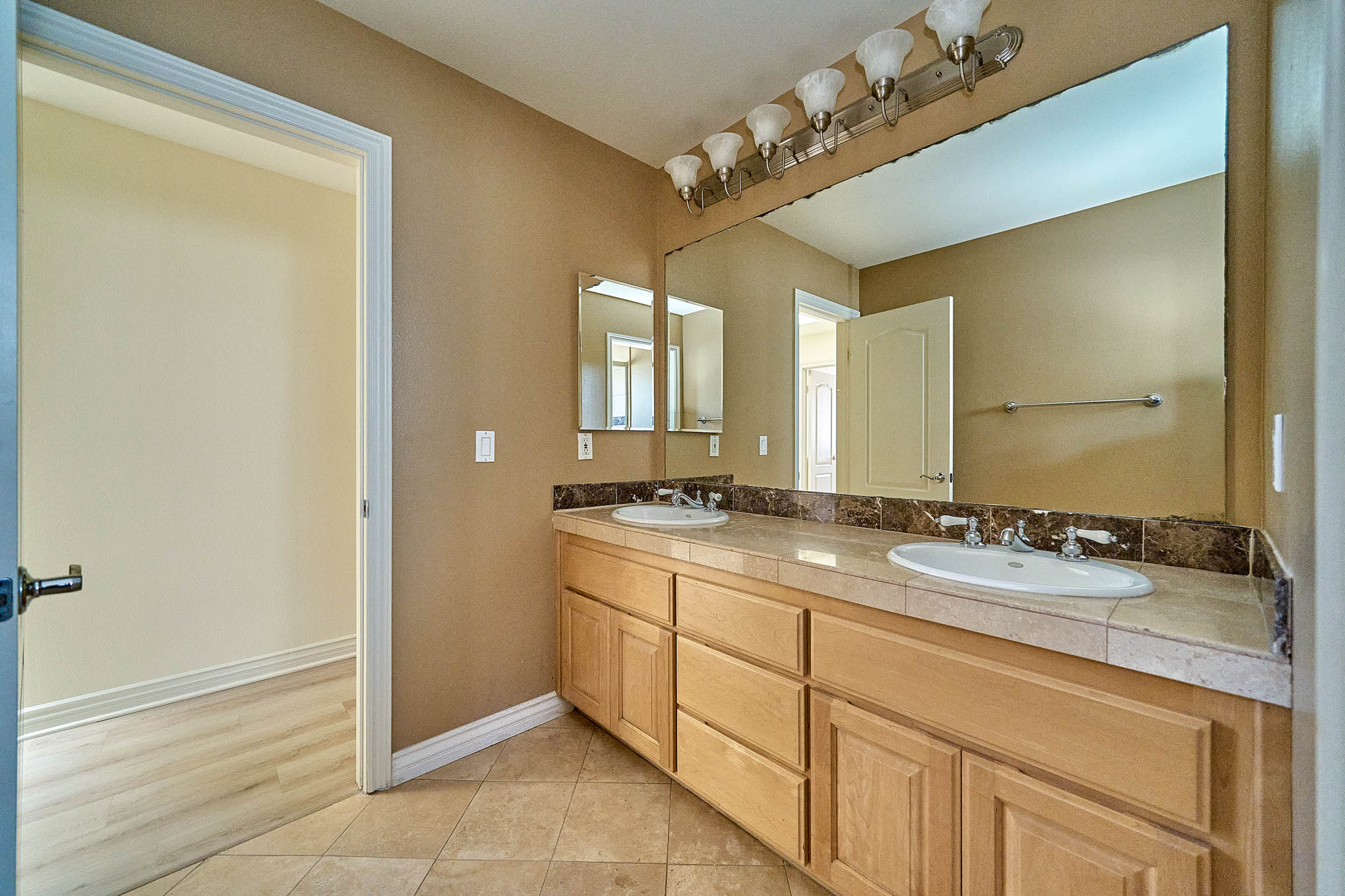  2108 Santa Fe Avenue, Torrance, CA 90501 - 物件實景